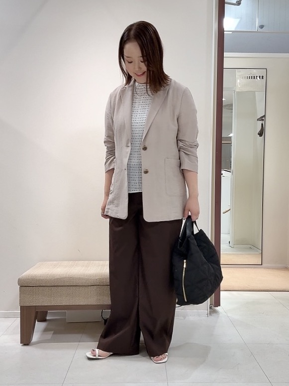 YUIさんの「UNTITLED｜【程よいシアー感/洗える】エアリーバイオジャケット」を使ったコーディネート