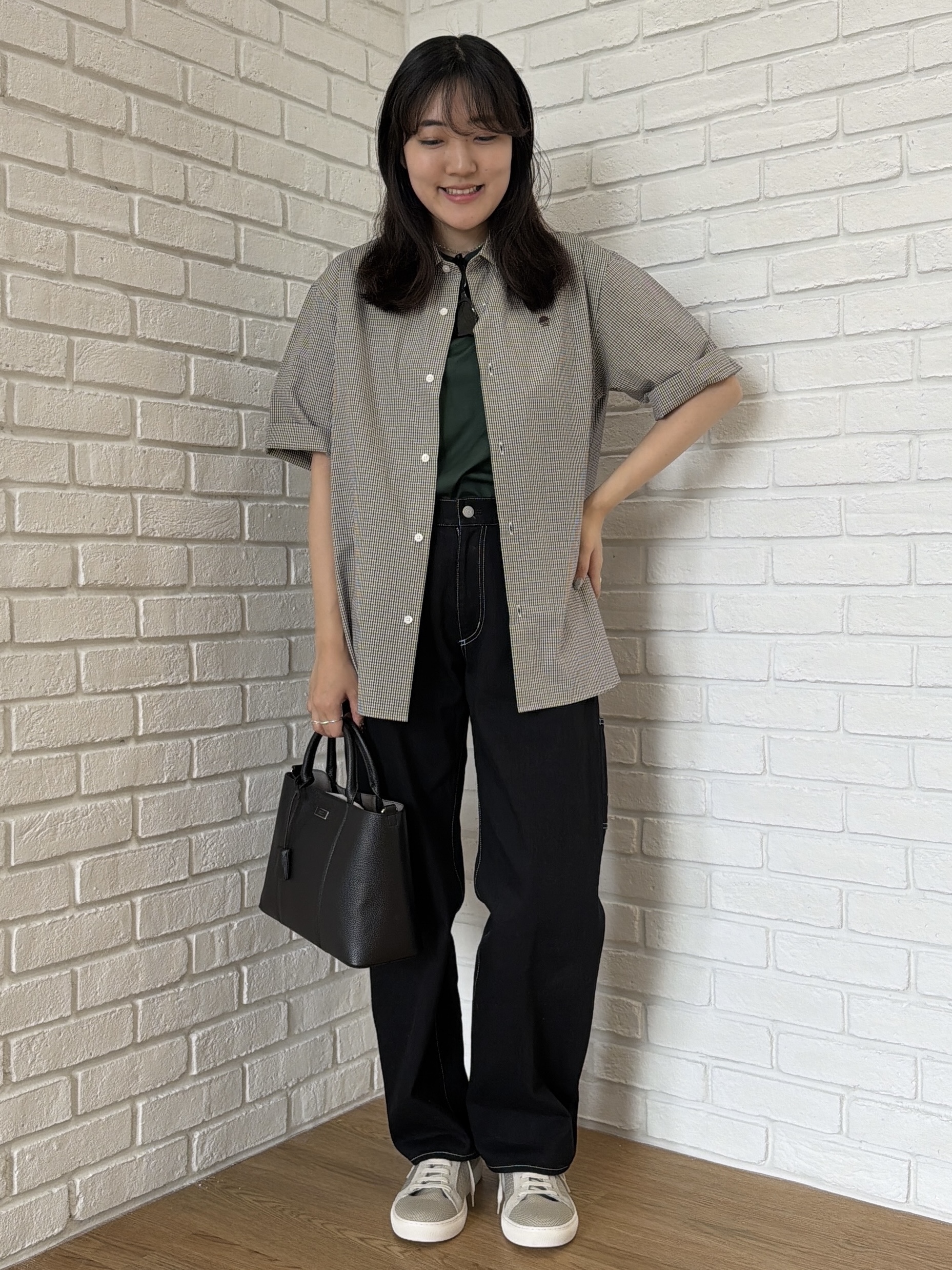 Akutagawaさんの「TAKEO KIKUCHI｜【日本製】ワンポイント刺繍 半袖Tシャツ」を使ったコーディネート