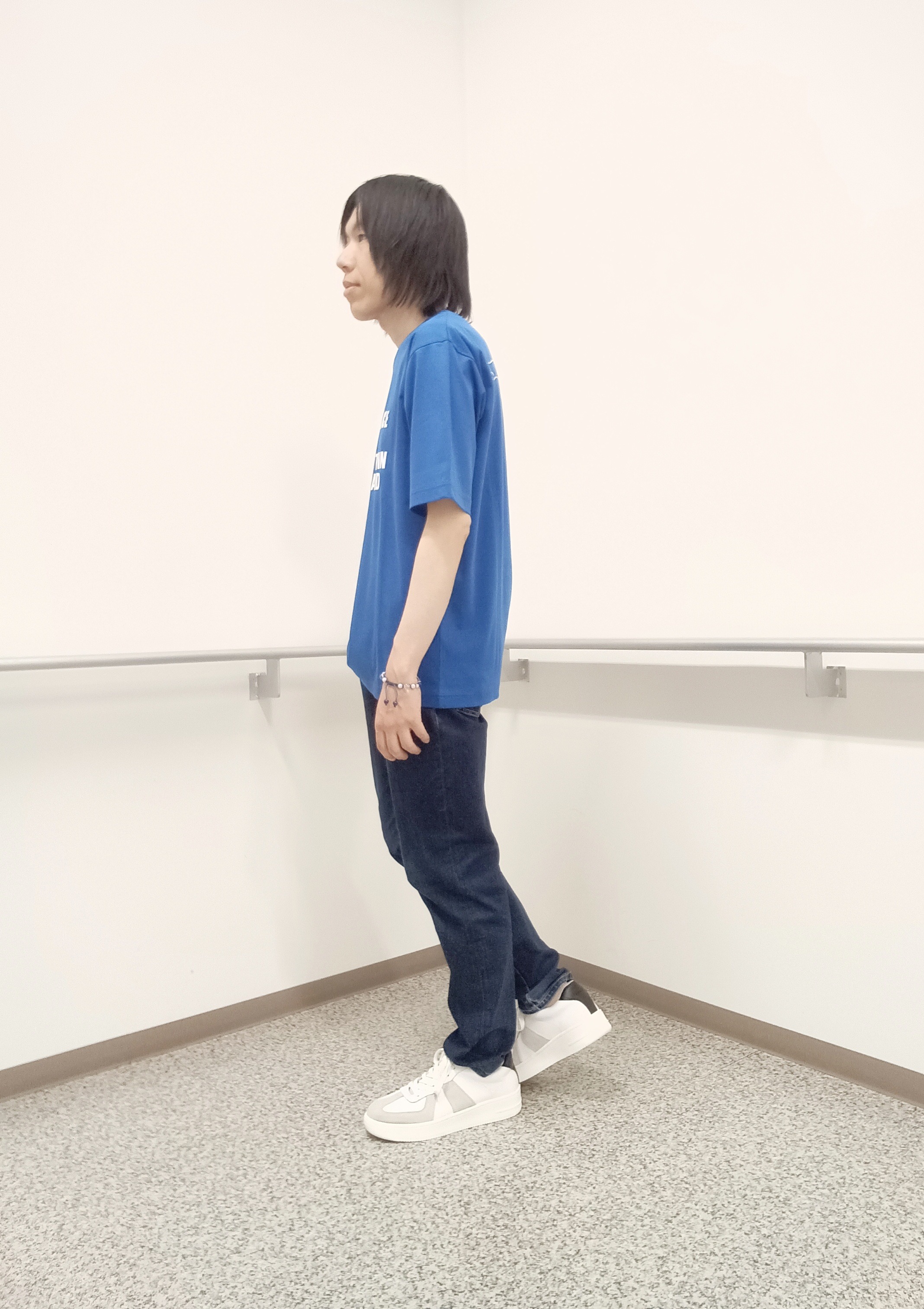 moritaさんの「TAKEO KIKUCHI｜【BOWLER HAT LABEL】アイスクリアコットン バッククロスピストル 半袖Tシャツ」を使ったコーディネート