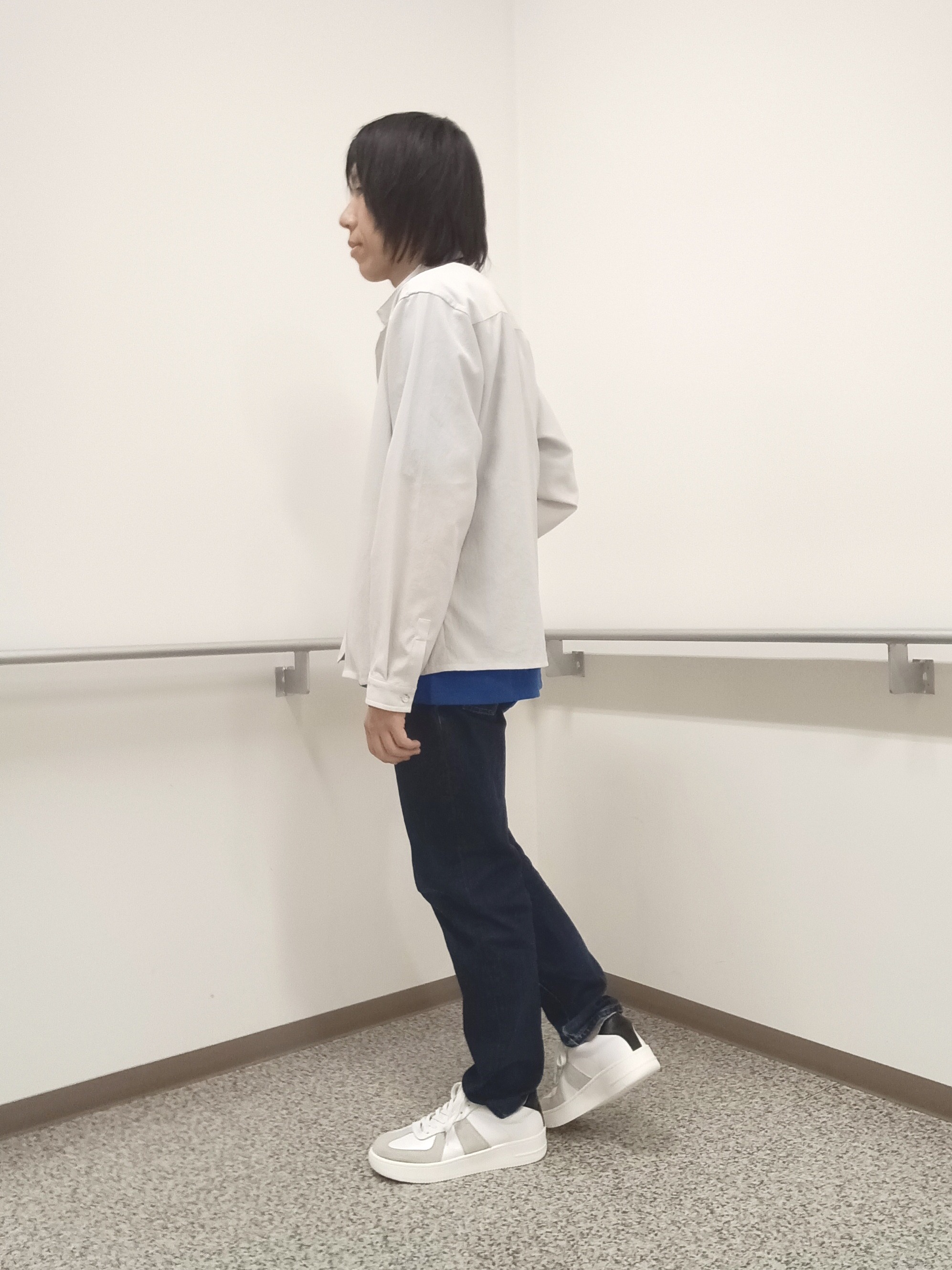 moritaさんの「TAKEO KIKUCHI｜【BOWLER HAT LABEL】アイスクリアコットン バッククロスピストル 半袖Tシャツ」を使ったコーディネート