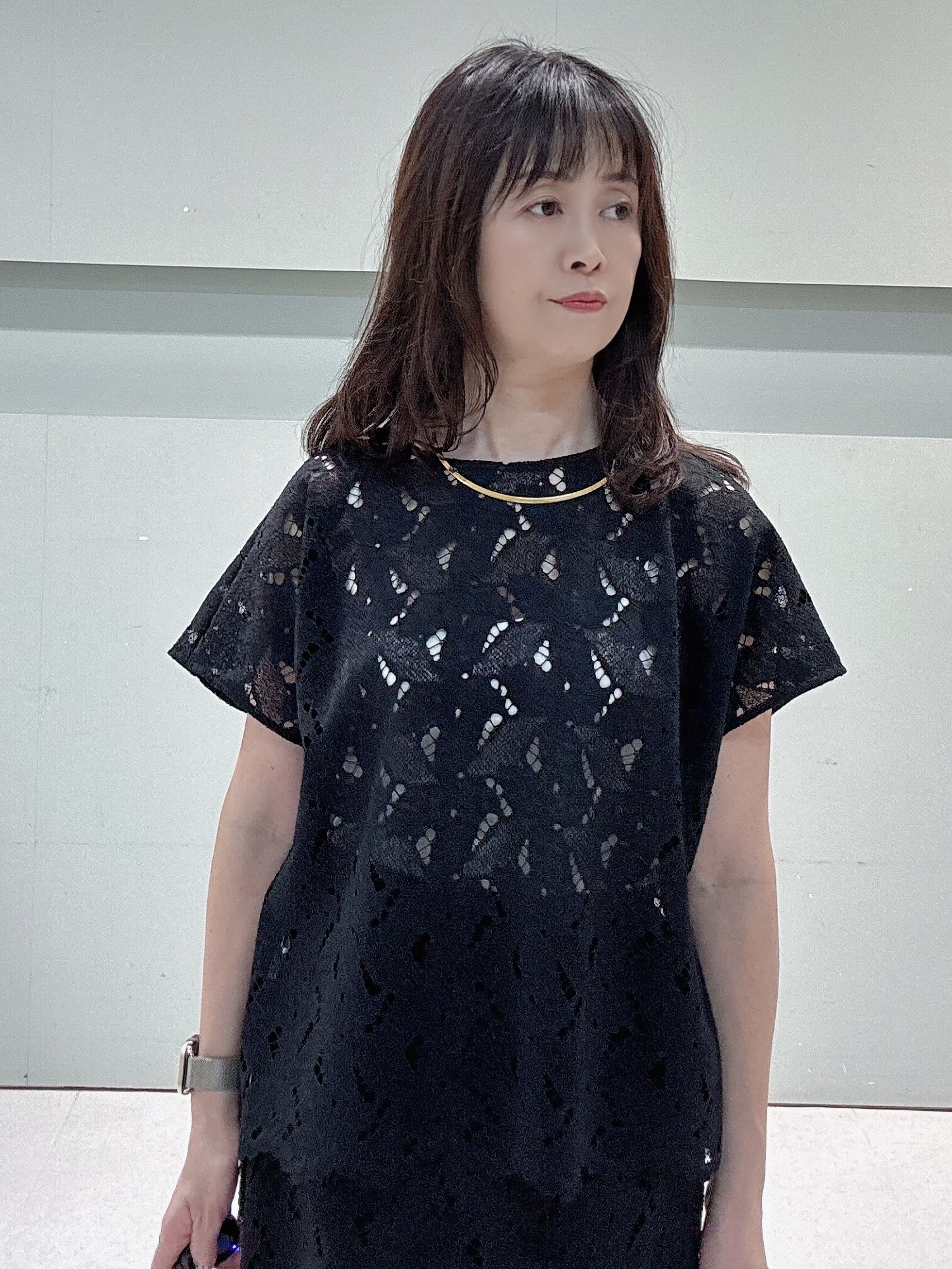 makiさんの「UNTITLED｜【セットアップ可能】リーフレースブラウス」を使ったコーディネート