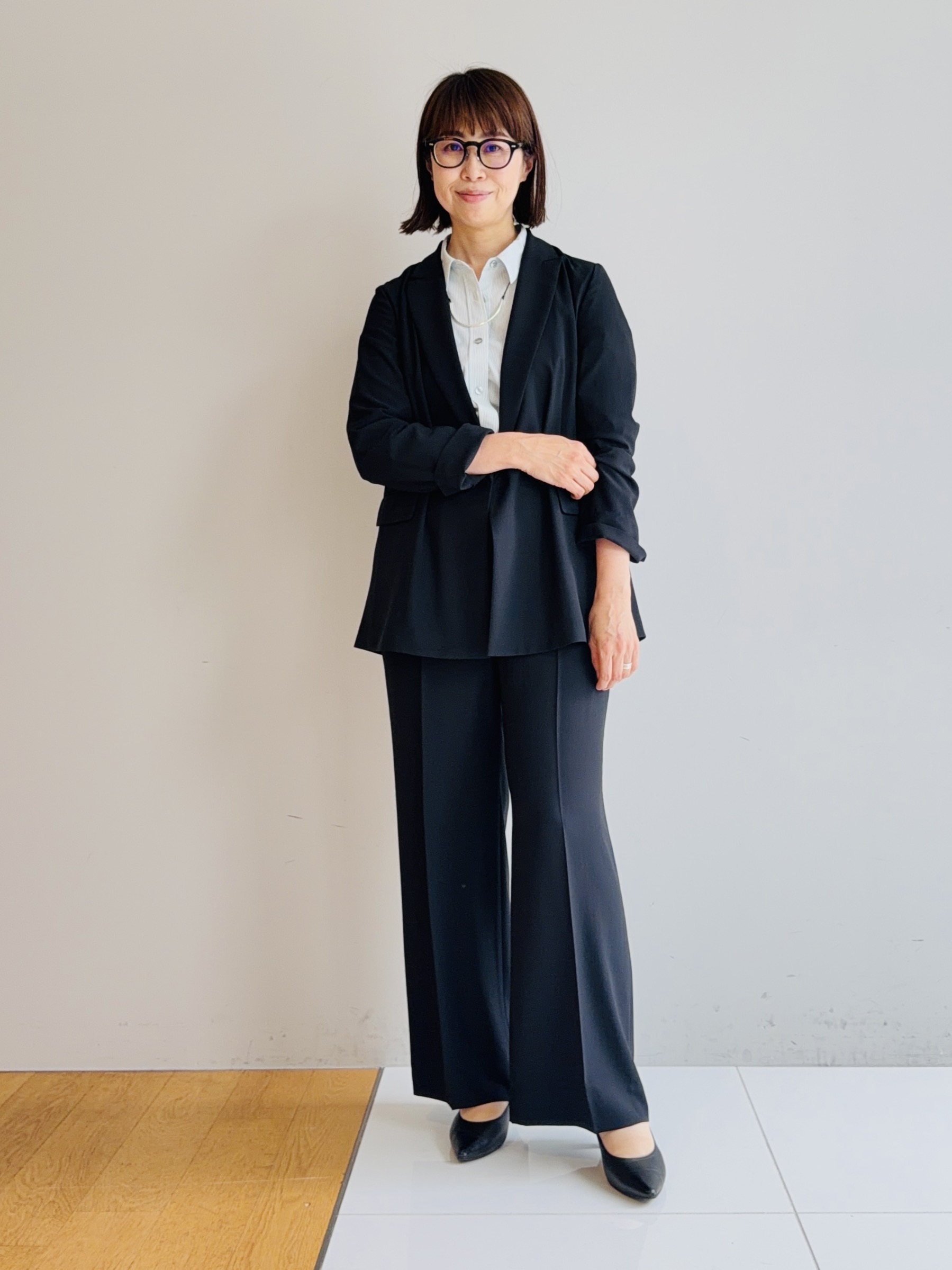 murayamaさんの「INDIVI｜【ラム革／美脚／通勤】レザーパンプス」を使ったコーディネート