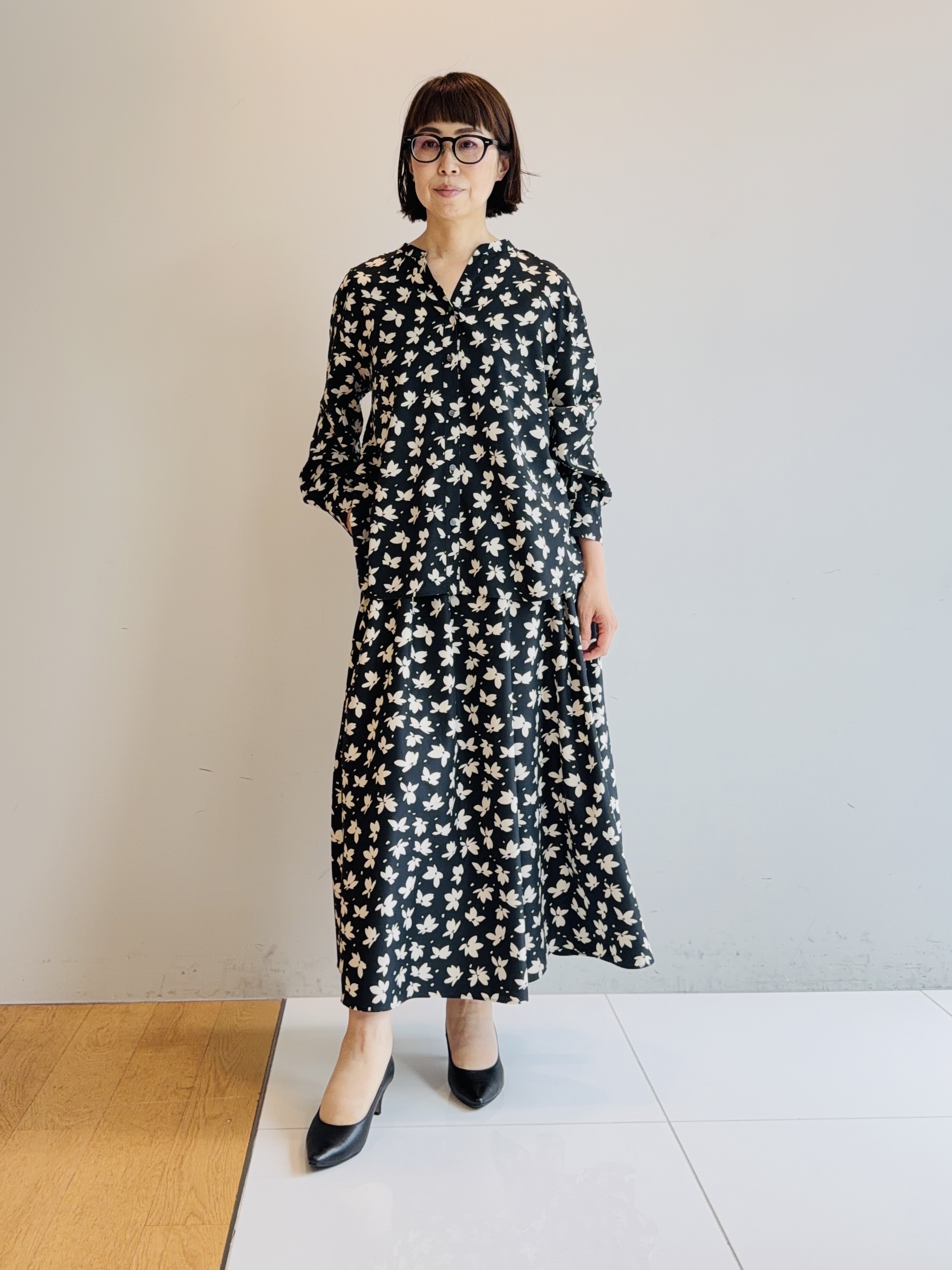 murayamaさんの「INDIVI｜【ラム革／美脚／通勤】レザーパンプス」を使ったコーディネート
