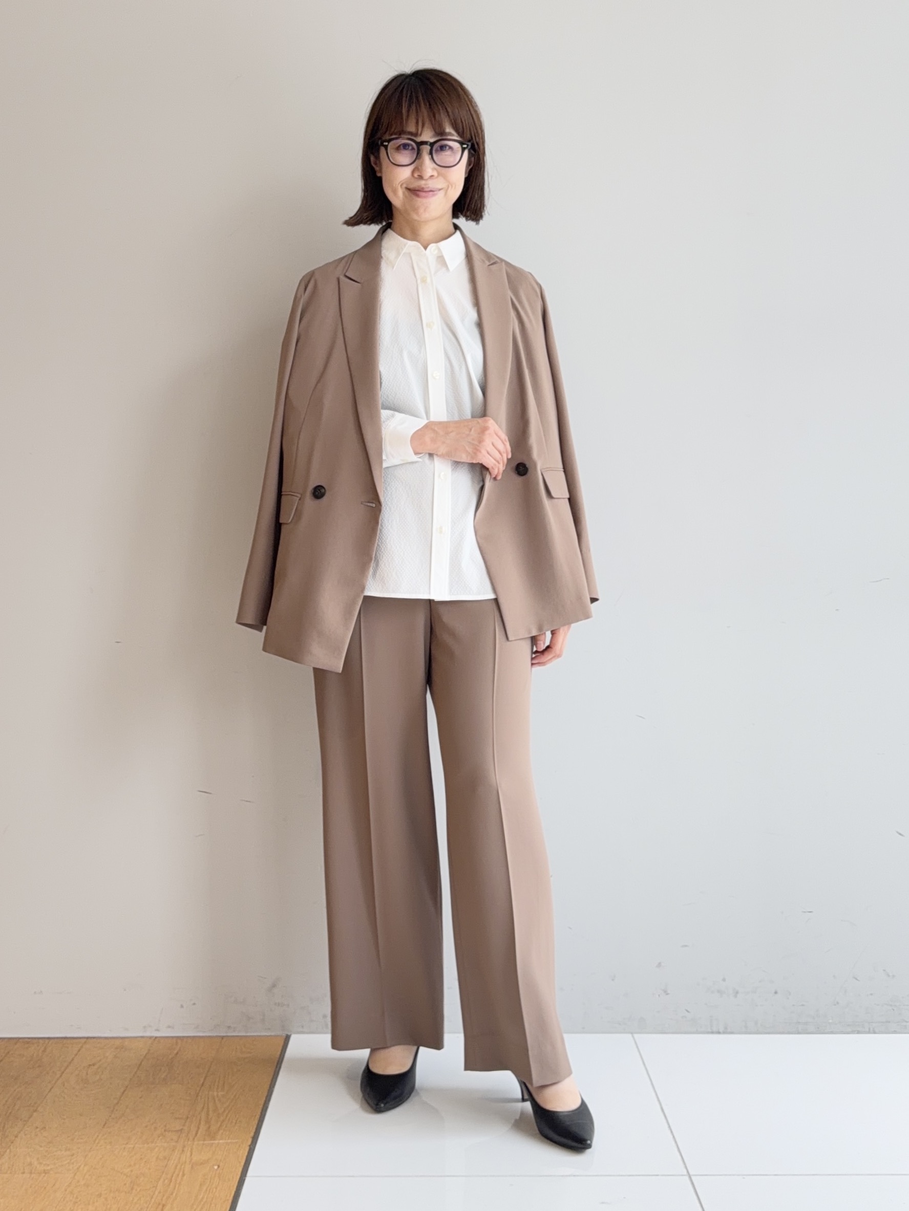 murayamaさんの「INDIVI｜【ラム革／美脚／通勤】レザーパンプス」を使ったコーディネート