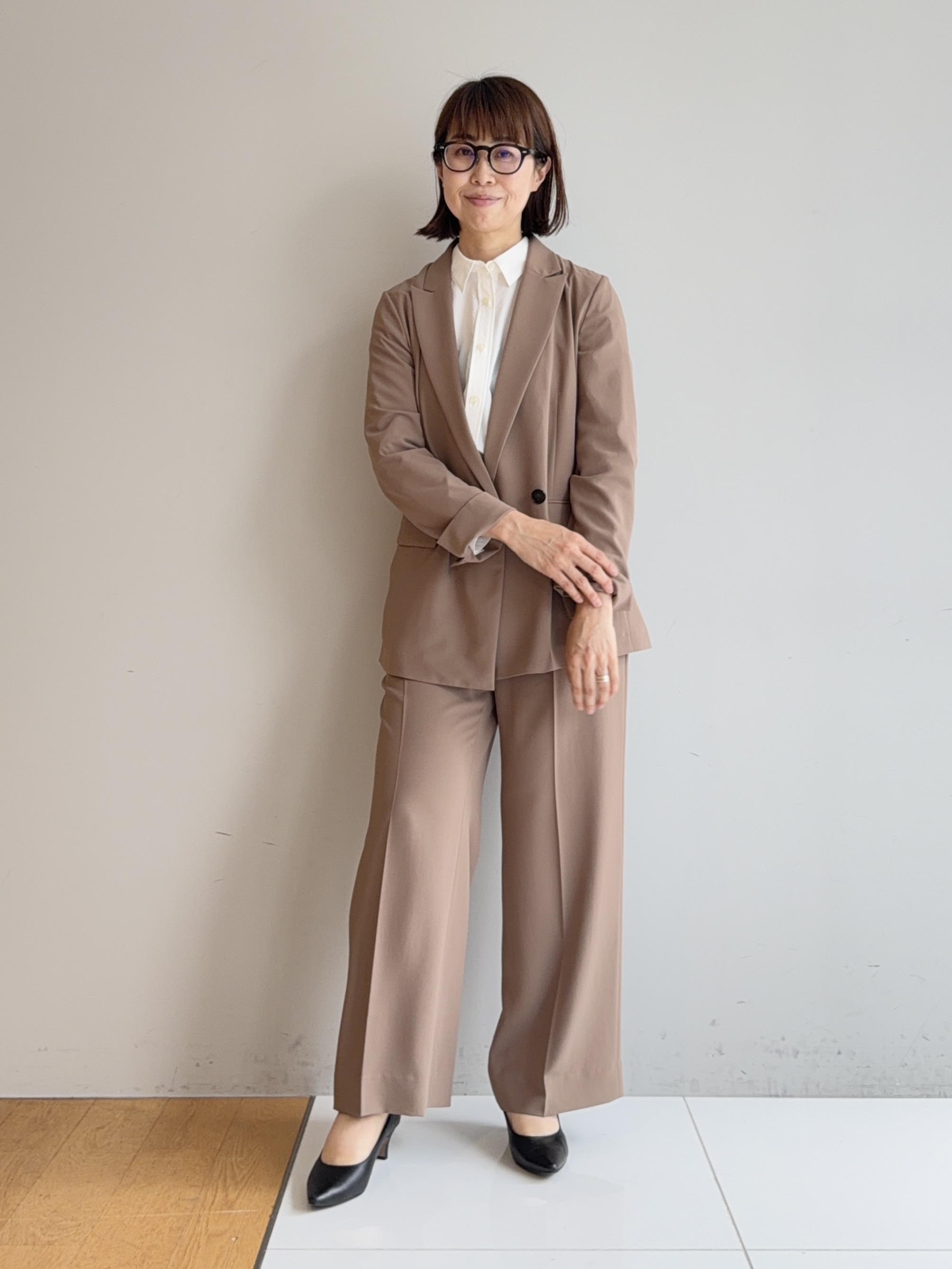 murayamaさんの「INDIVI｜【ラム革／美脚／通勤】レザーパンプス」を使ったコーディネート