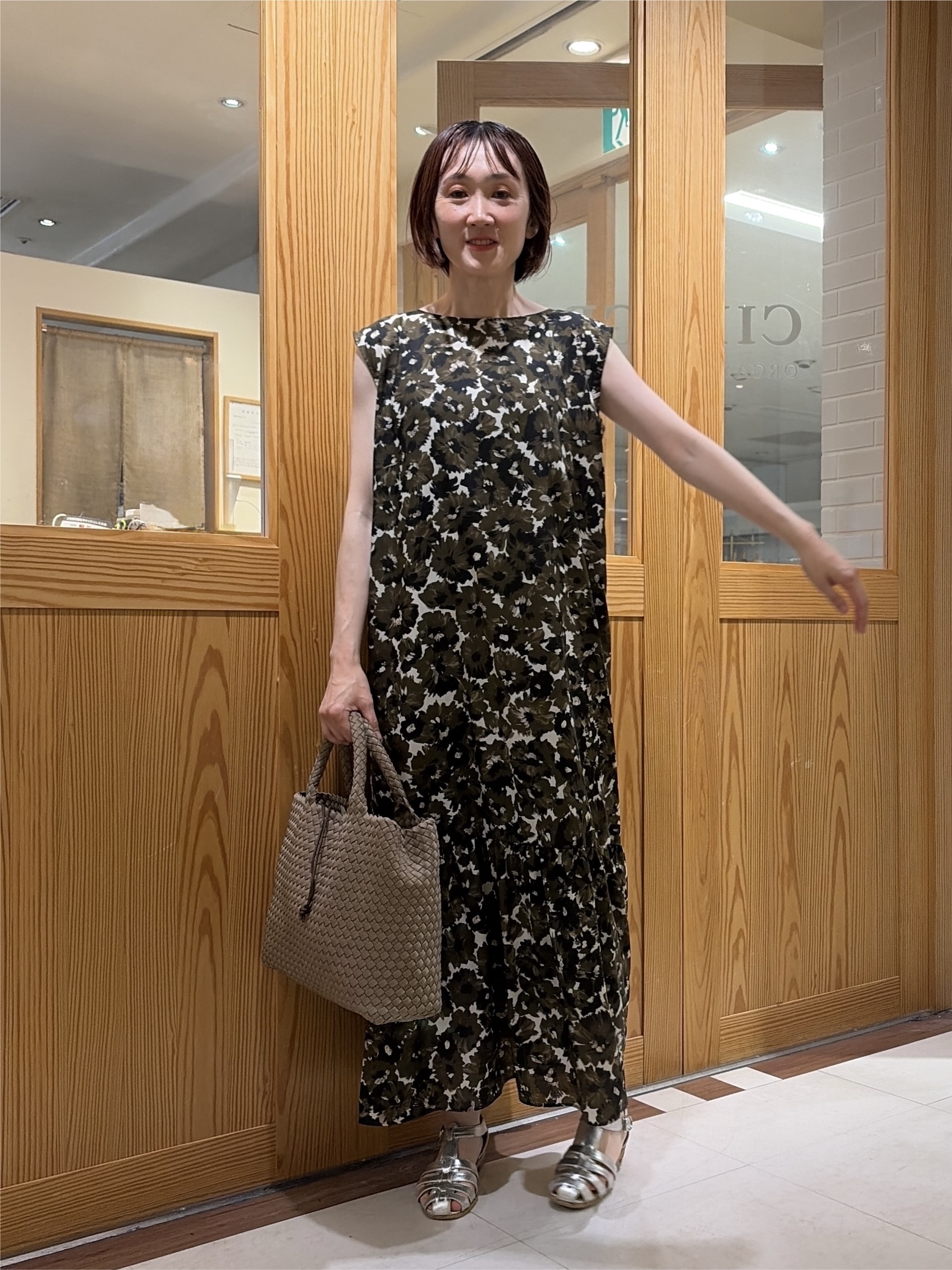 ゆうさんの「UNTITLED｜【シワになりにくい/セットアップ可/接触冷感】ハーフスリーブジャケット」を使ったコーディネート