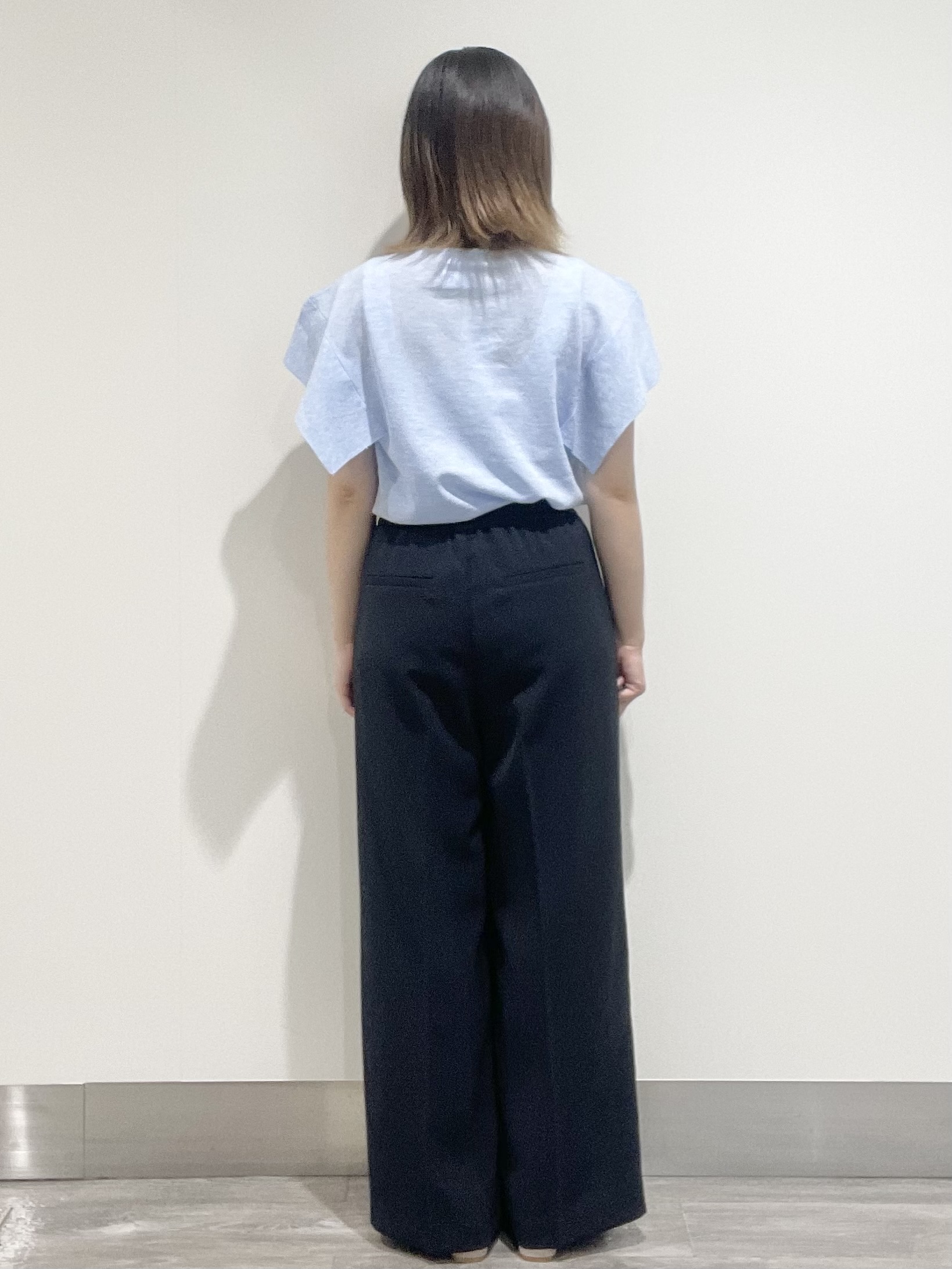 こじさんの「OPAQUE.CLIP｜『STORY Web7月掲載』ドライタッチラメニット《UV／洗える／6col》」を使ったコーディネート
