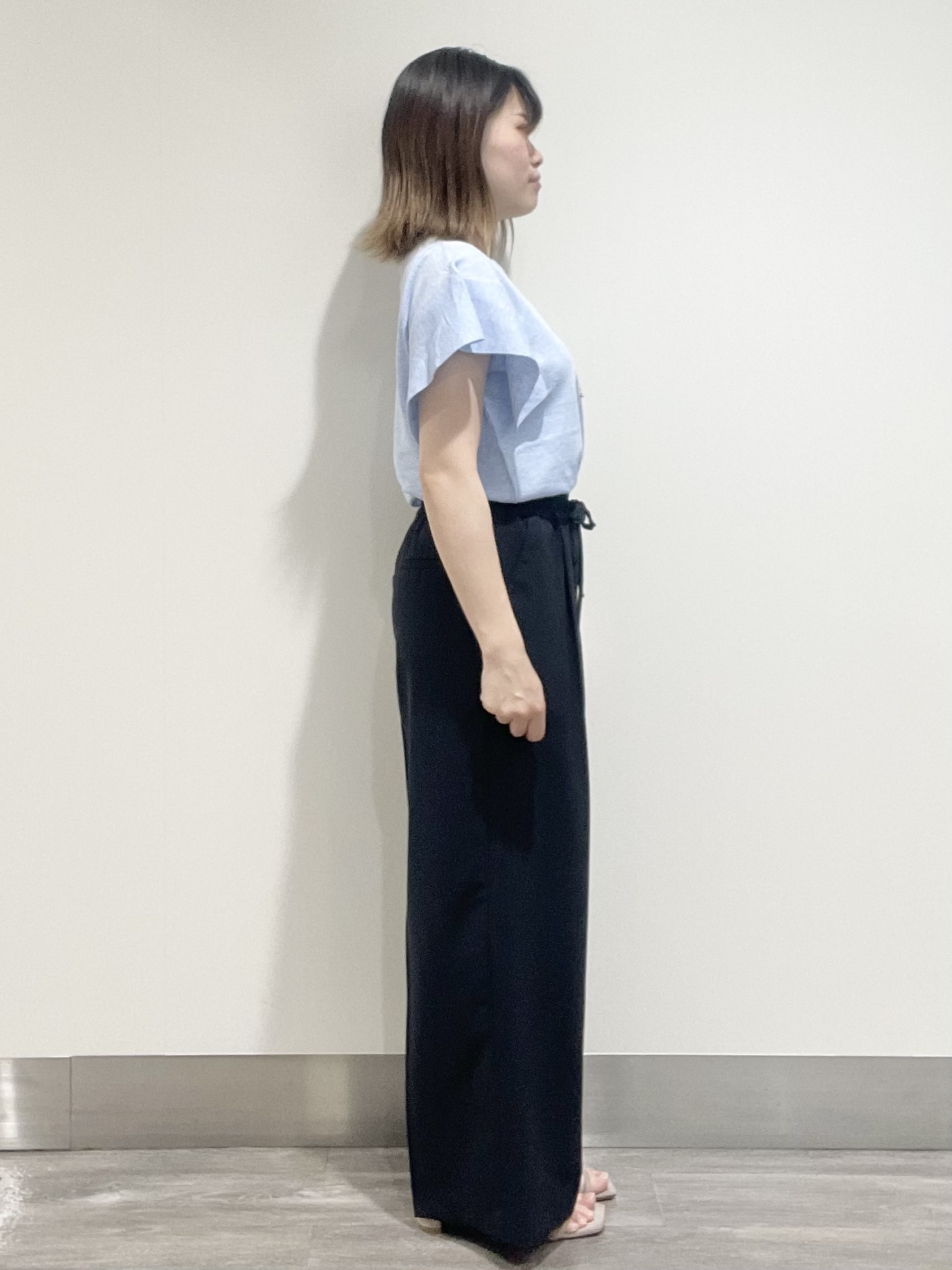 こじさんの「OPAQUE.CLIP｜『STORY Web7月掲載』ドライタッチラメニット《UV／洗える／6col》」を使ったコーディネート