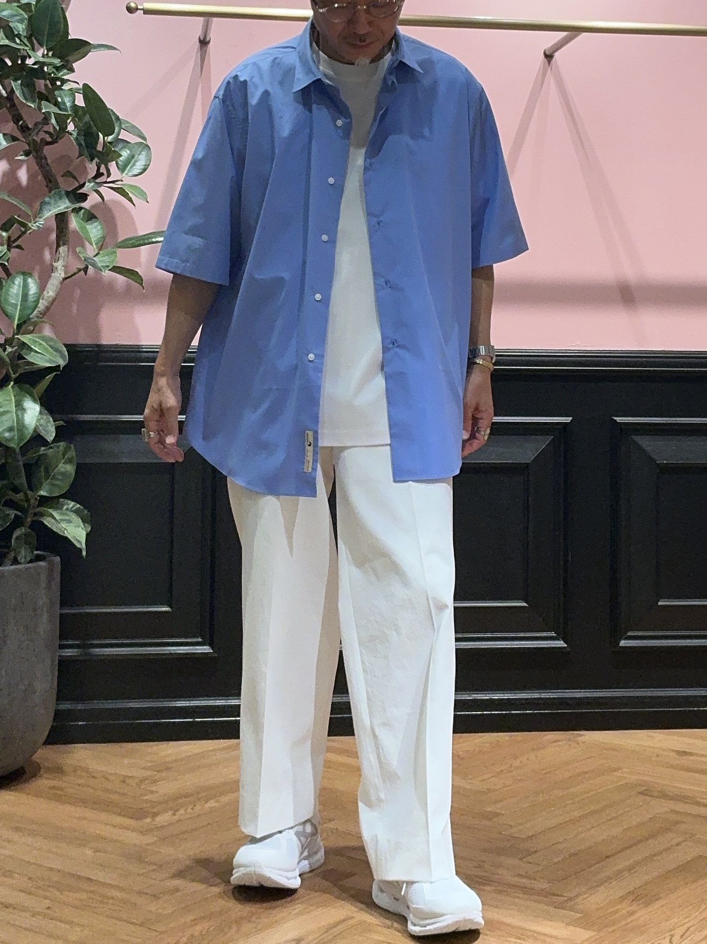 torigoeさんの「DRESSTERIOR｜【干場義雅&times;DRESSTERIOR】シドグラスシャツ」を使ったコーディネート