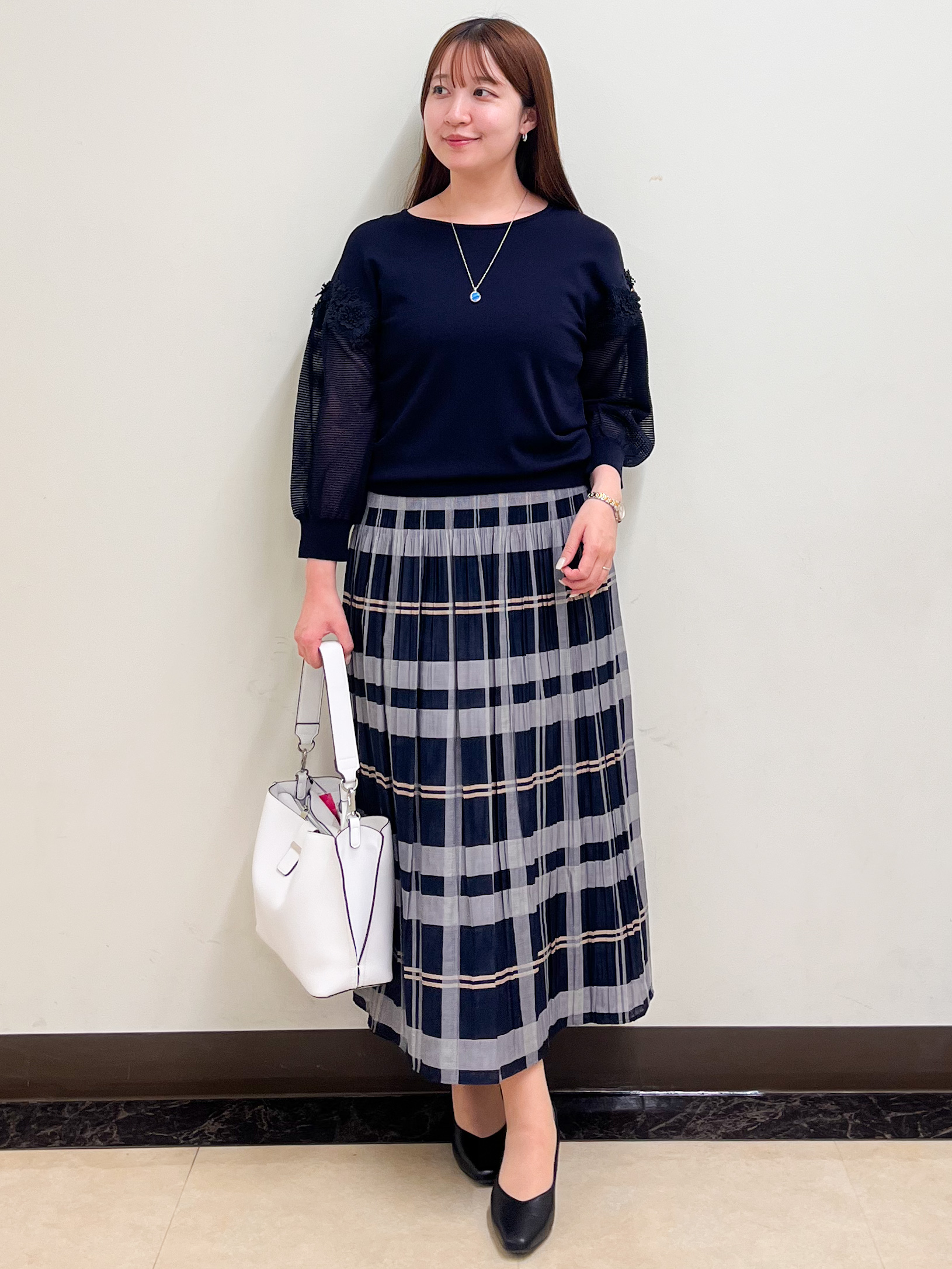 mikikoさんの「Reflect｜【前後2WAY】レーススリーブデザインニット」を使ったコーディネート