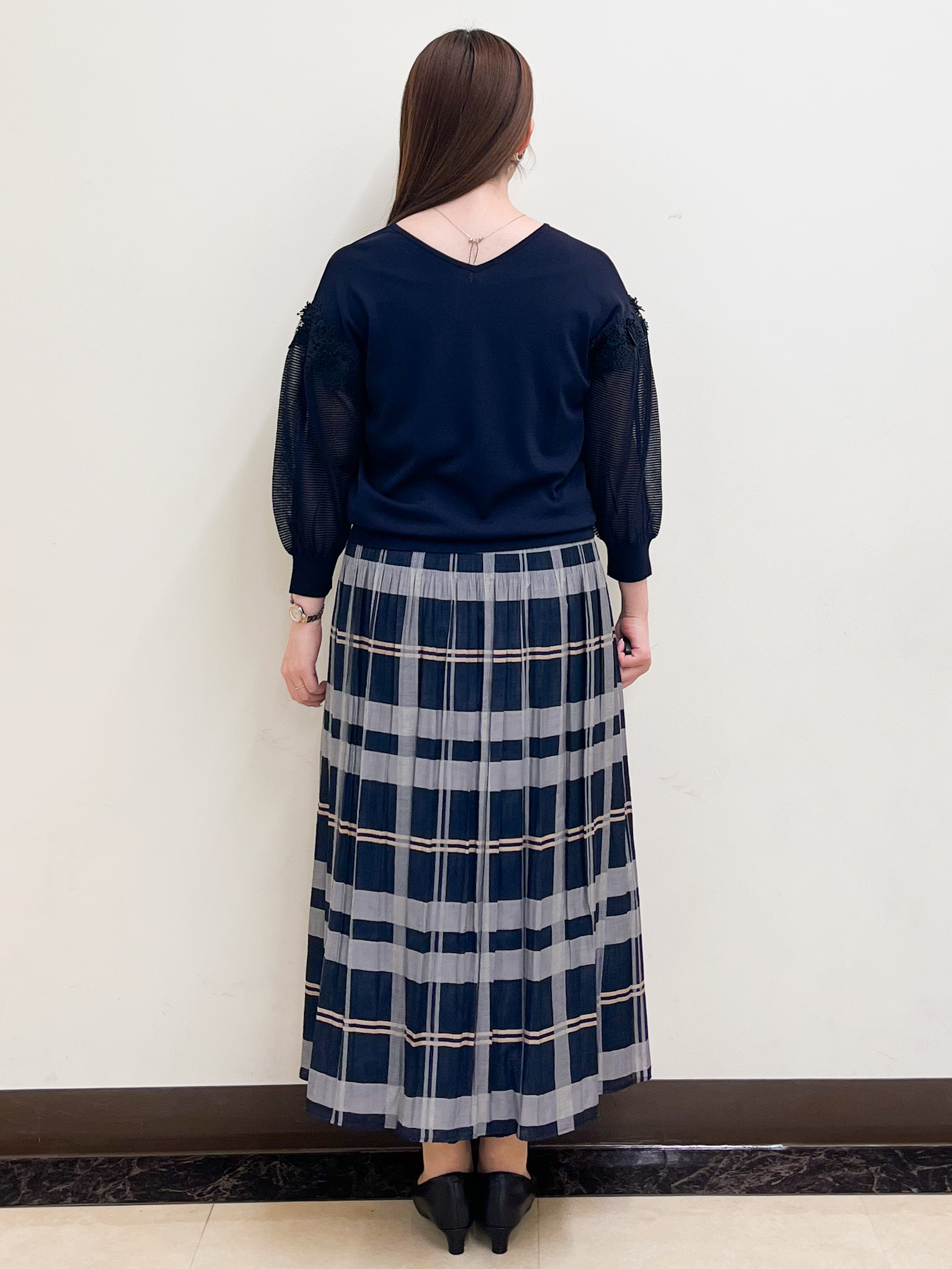 mikikoさんの「Reflect｜【前後2WAY】レーススリーブデザインニット」を使ったコーディネート