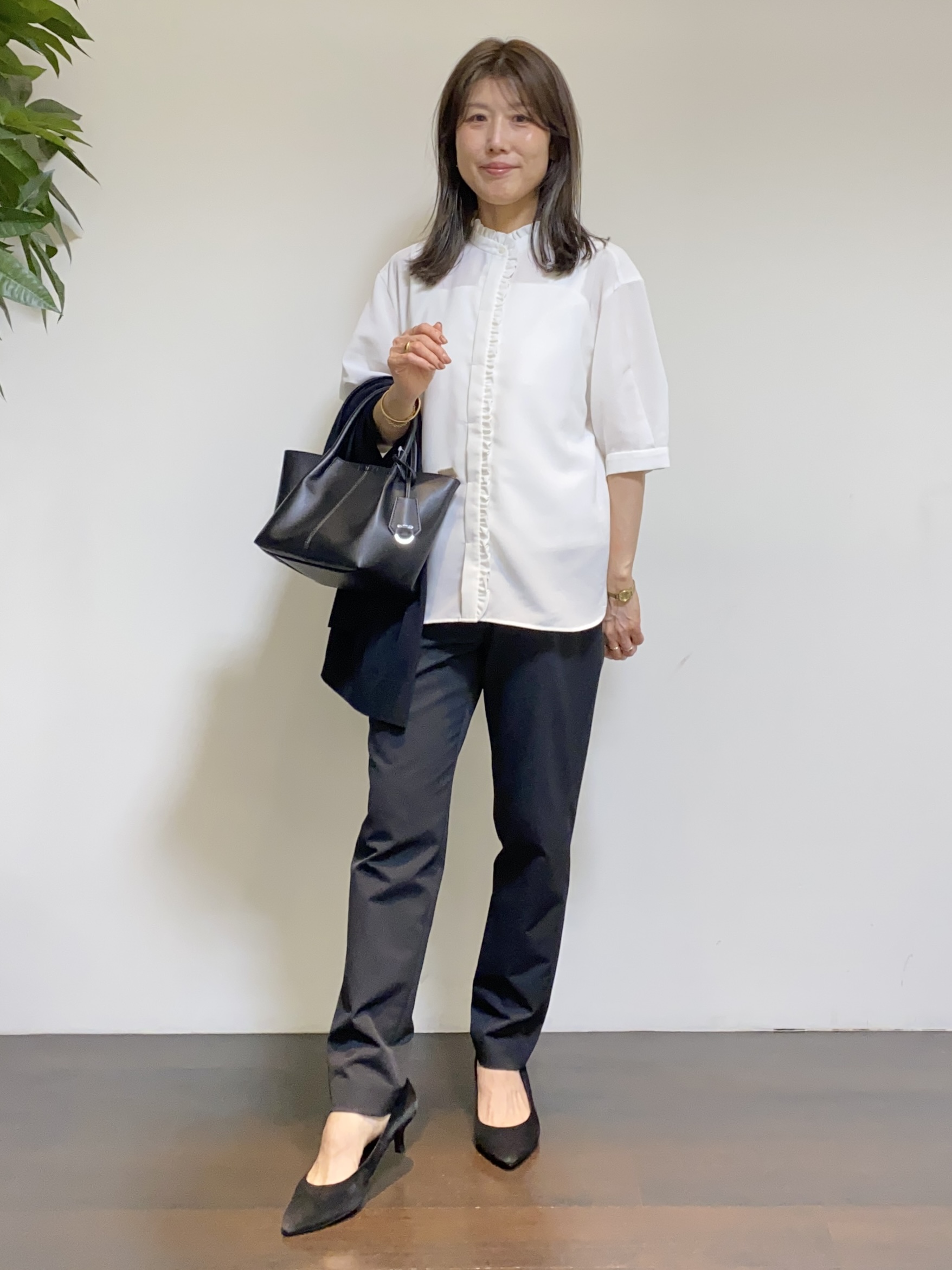 tomoさんの「UNTITLED｜コットンリネンカーディガン」を使ったコーディネート