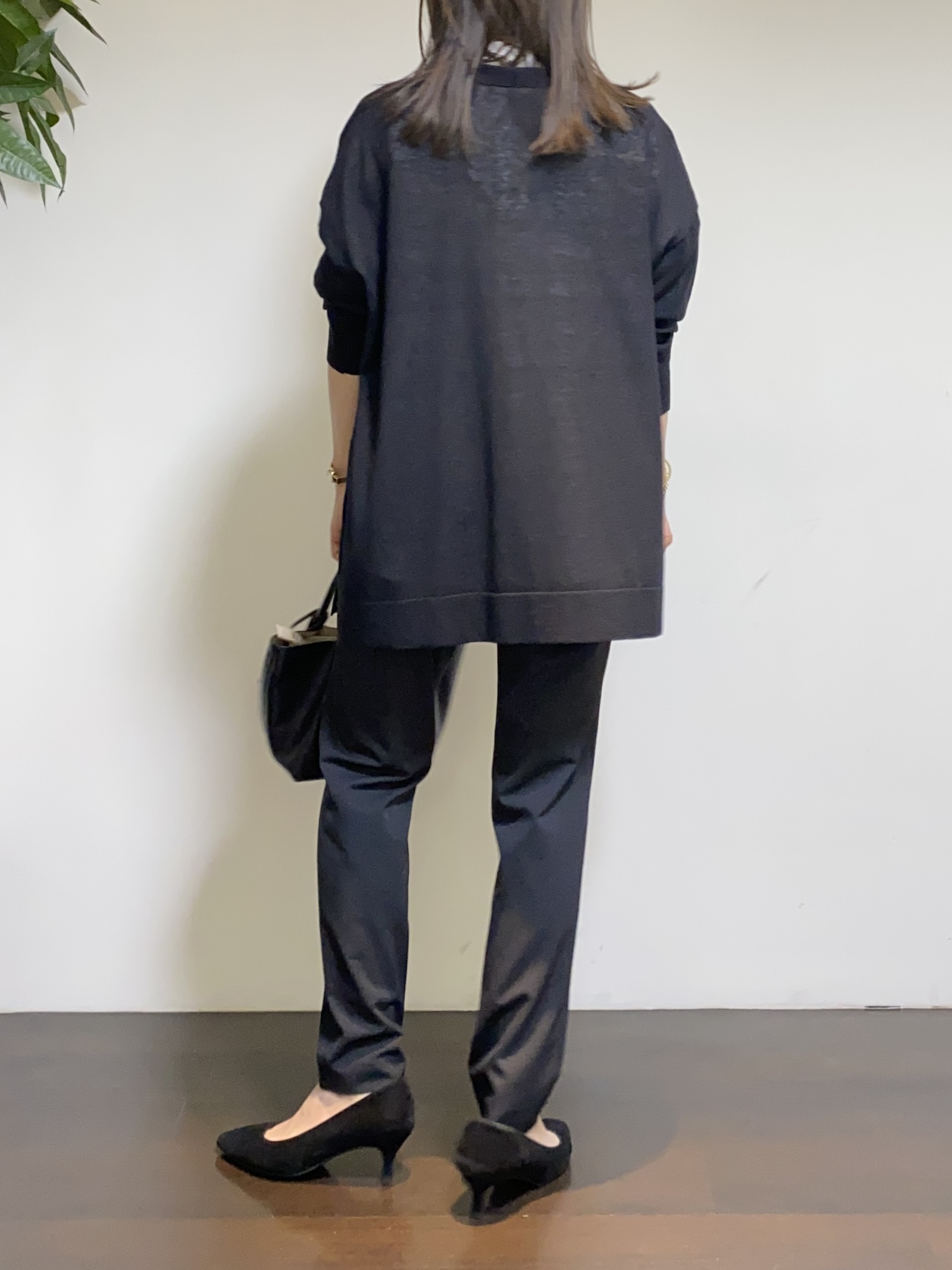 tomoさんの「UNTITLED｜コットンリネンカーディガン」を使ったコーディネート