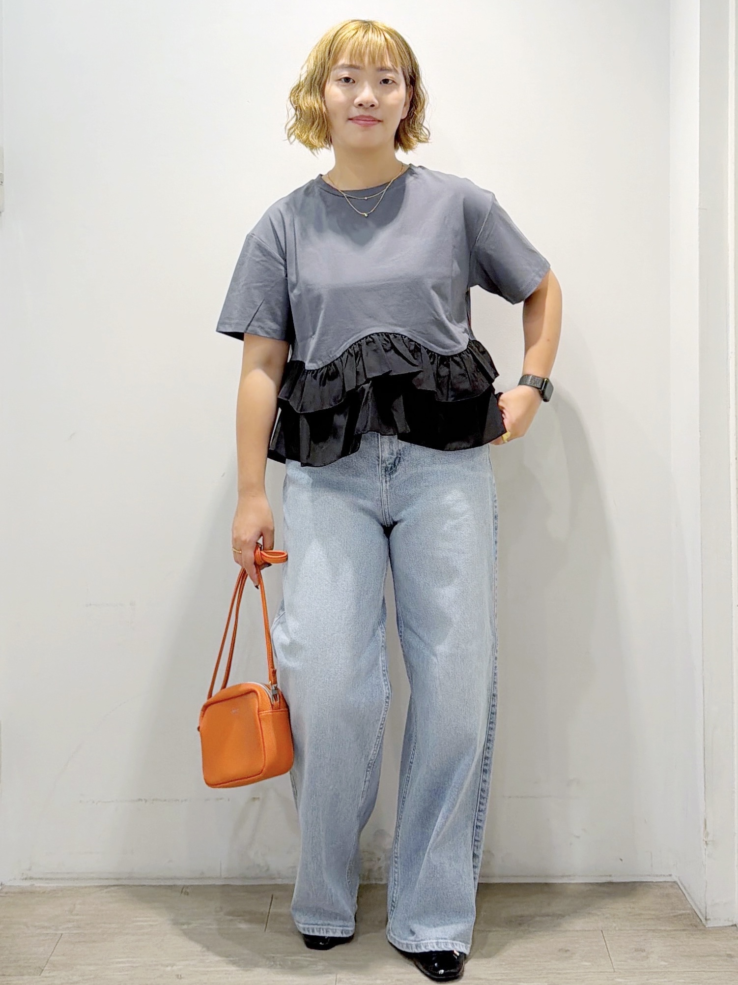 sumicaさんの「OPAQUE.CLIP｜裾フリルドッキングTシャツ【洗濯機OK】」を使ったコーディネート