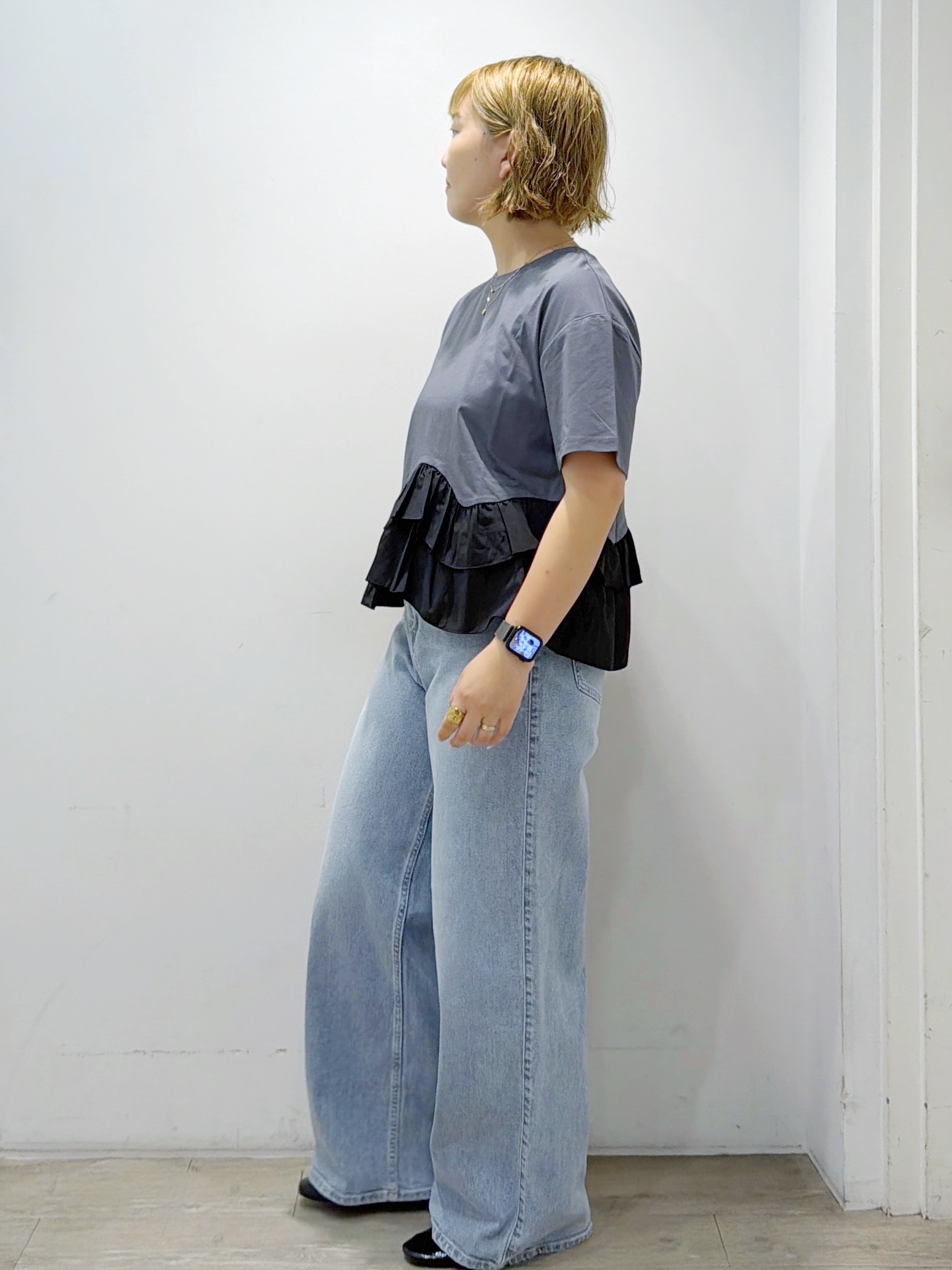 sumicaさんの「OPAQUE.CLIP｜裾フリルドッキングTシャツ【洗濯機OK】」を使ったコーディネート