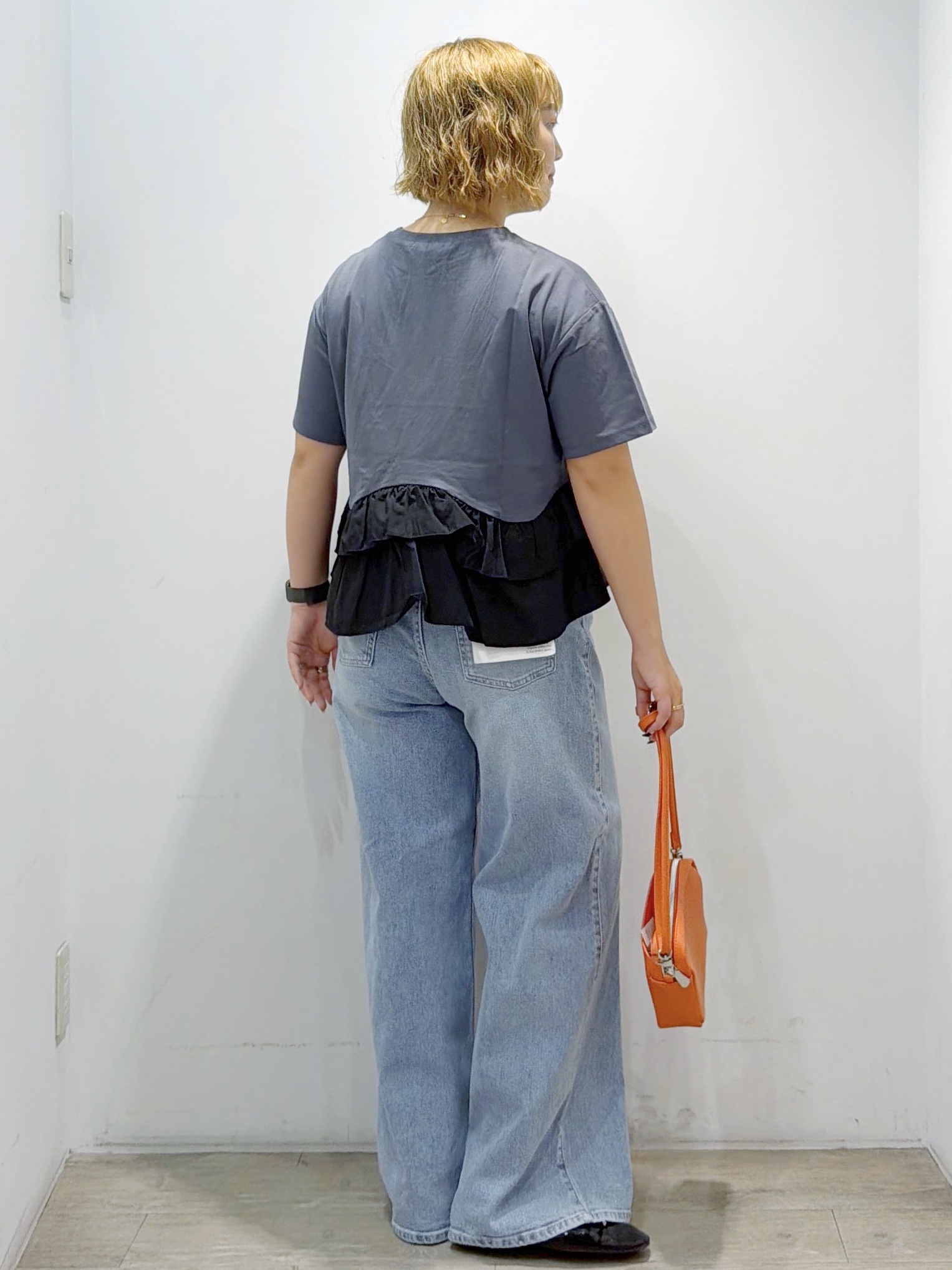 sumicaさんの「OPAQUE.CLIP｜裾フリルドッキングTシャツ【洗濯機OK】」を使ったコーディネート