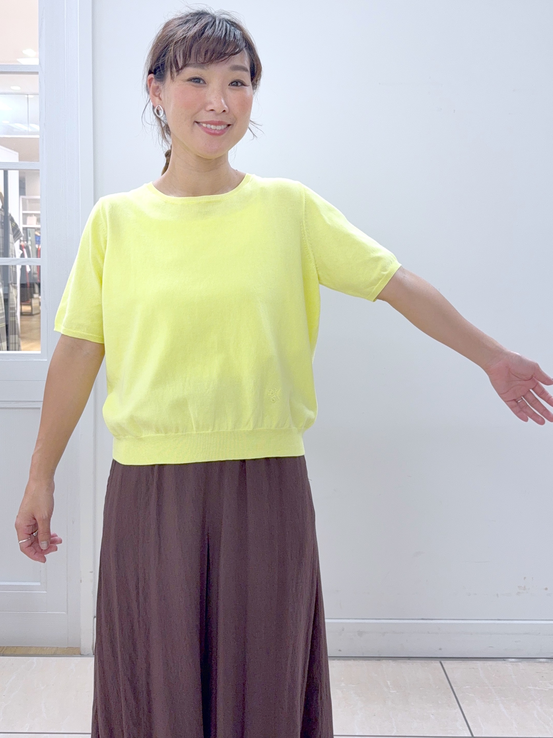 Osawaさんの「Dessin｜透かし編み ペーパーハット」を使ったコーディネート