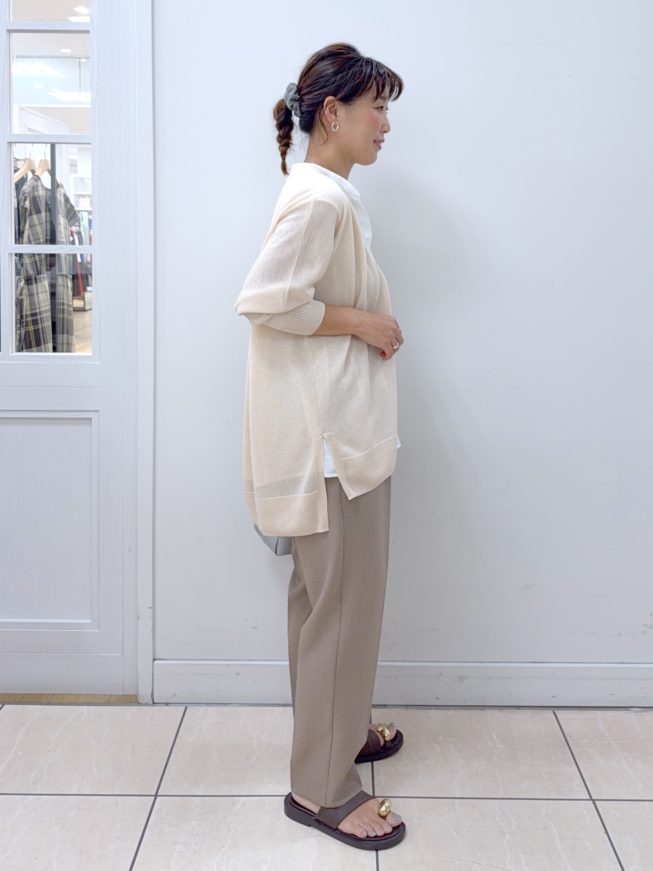 Osawaさんの「Dessin｜【洗える】ミドル丈シアーカーディガン」を使ったコーディネート