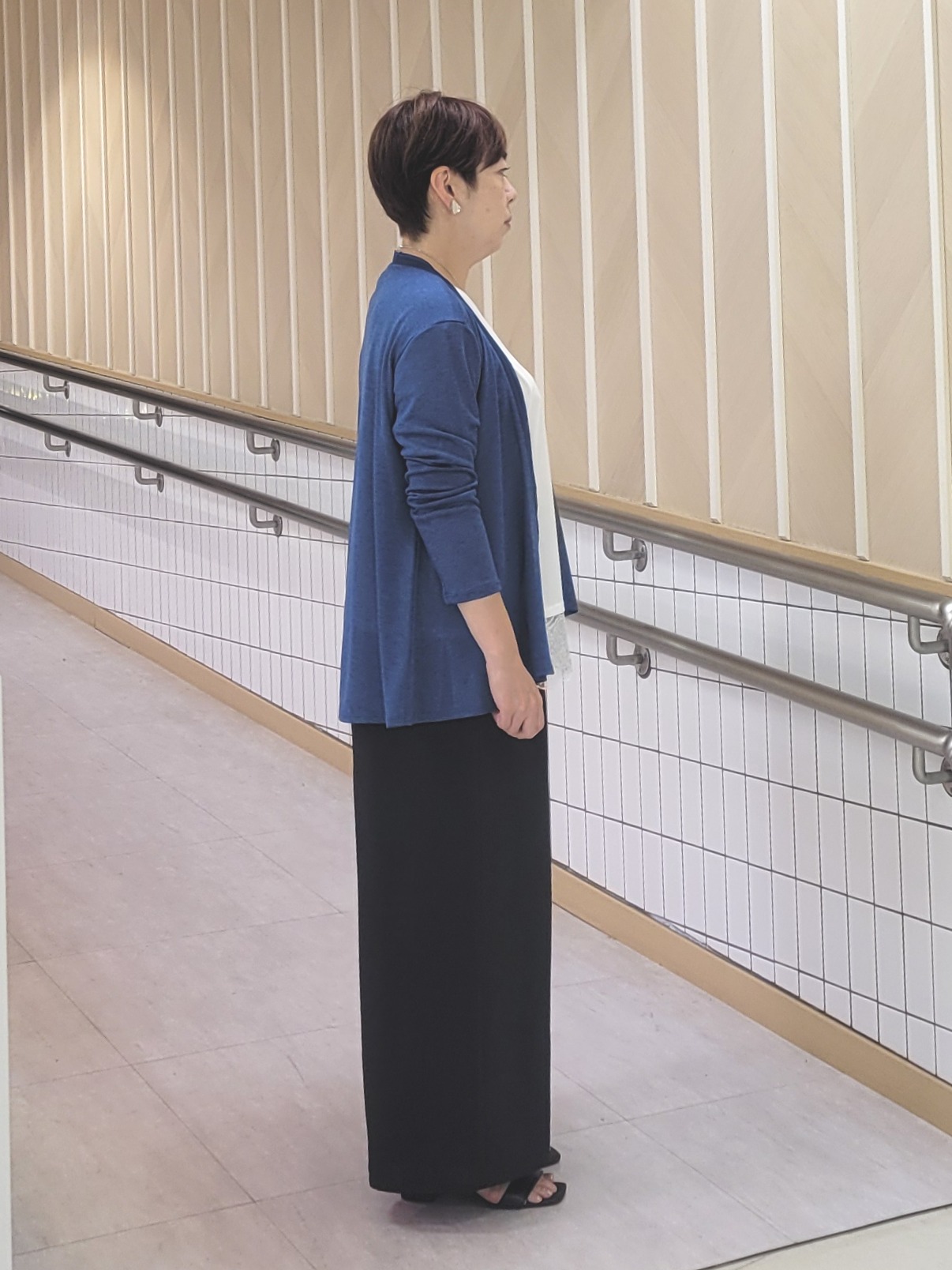 tomoさんの「COUP DE CHANCE｜【洗える】着流しカーディガン」を使ったコーディネート