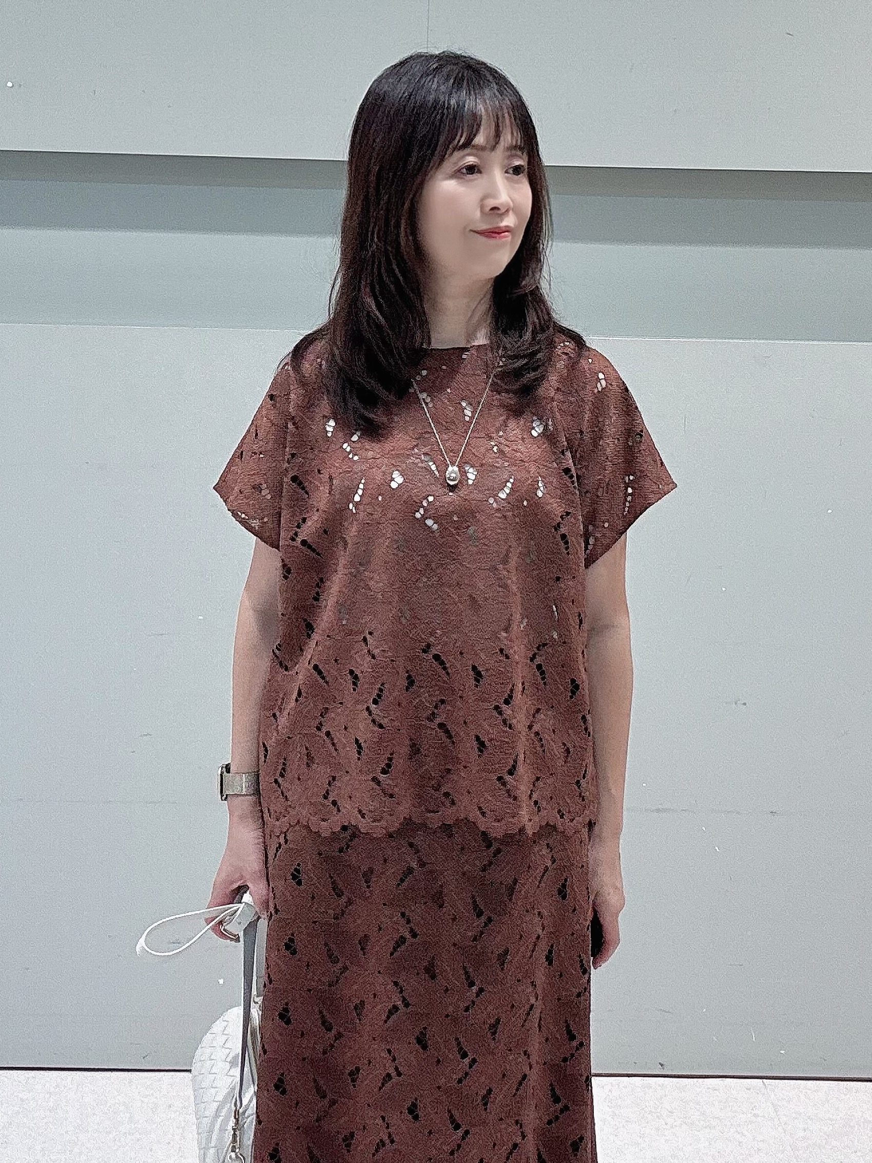 makiさんの「UNTITLED｜【セットアップ可能】リーフレースブラウス」を使ったコーディネート