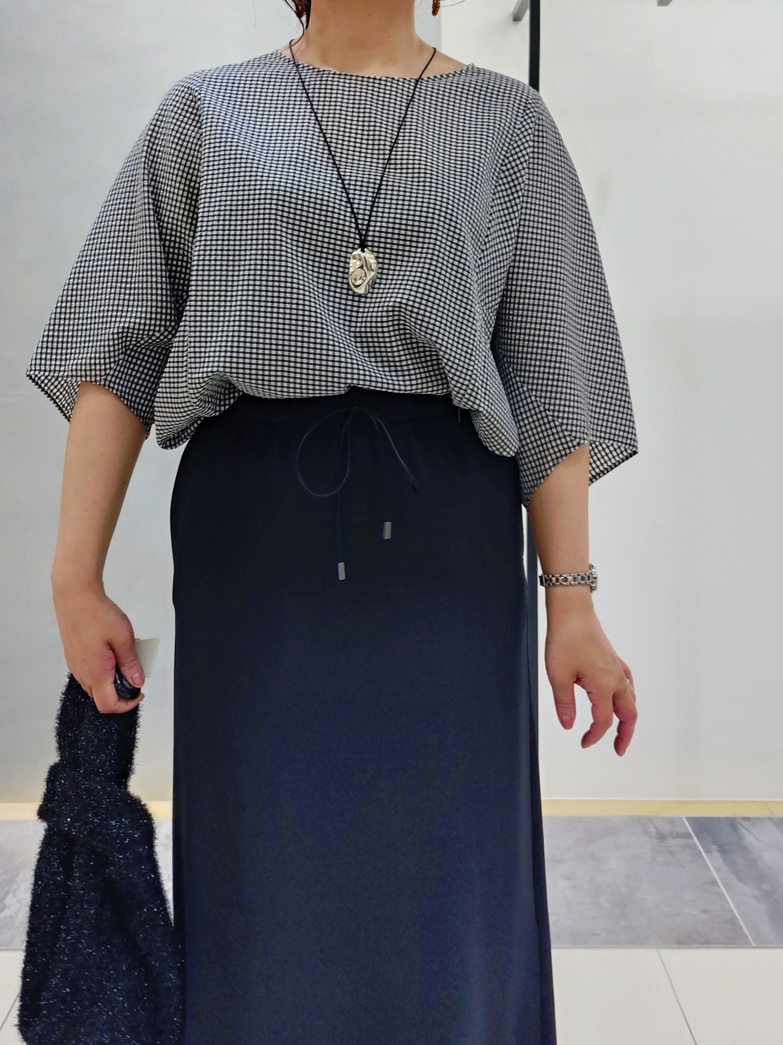 TOMOMIさんの「INDIVI｜【体型カバー】サッカーチェックドルマントップス」を使ったコーディネート