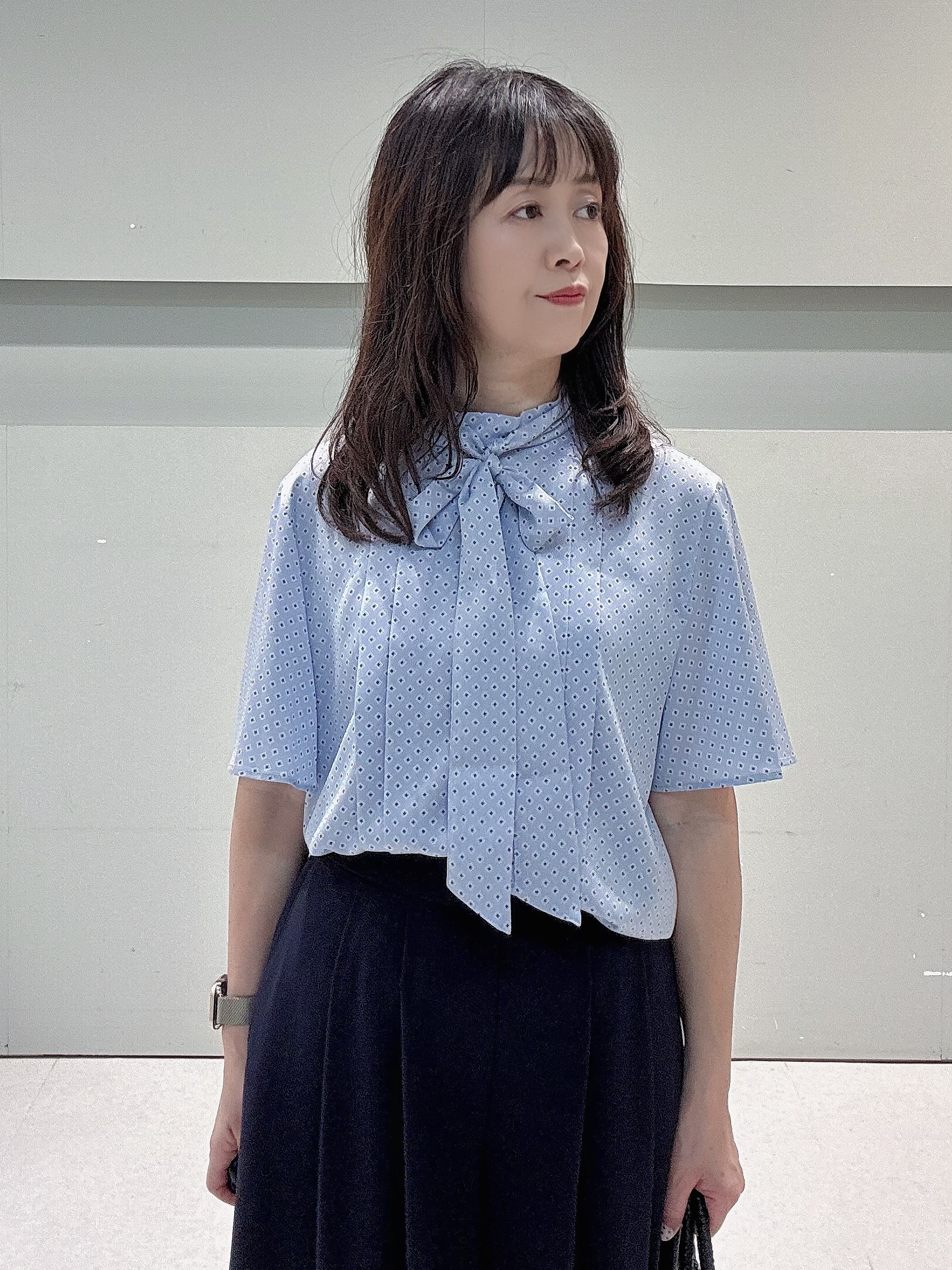 makiさんの「UNTITLED｜ダイヤジオメプリントブラウス」を使ったコーディネート