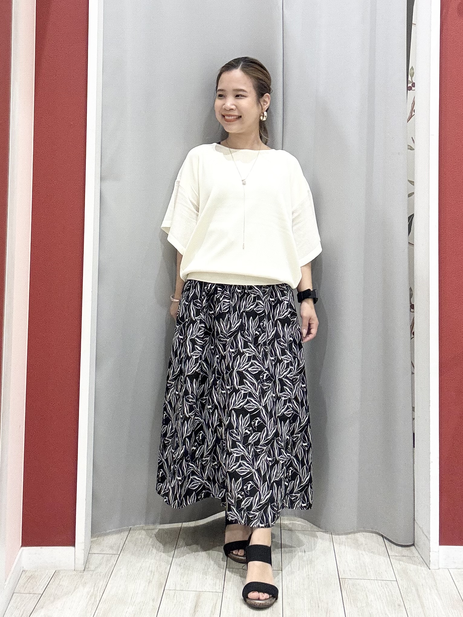 shioさんの「SHOO･LA･RUE｜【S-LL/ひんやり/洗濯機可】インせず着られる ひらり袖ニット」を使ったコーディネート