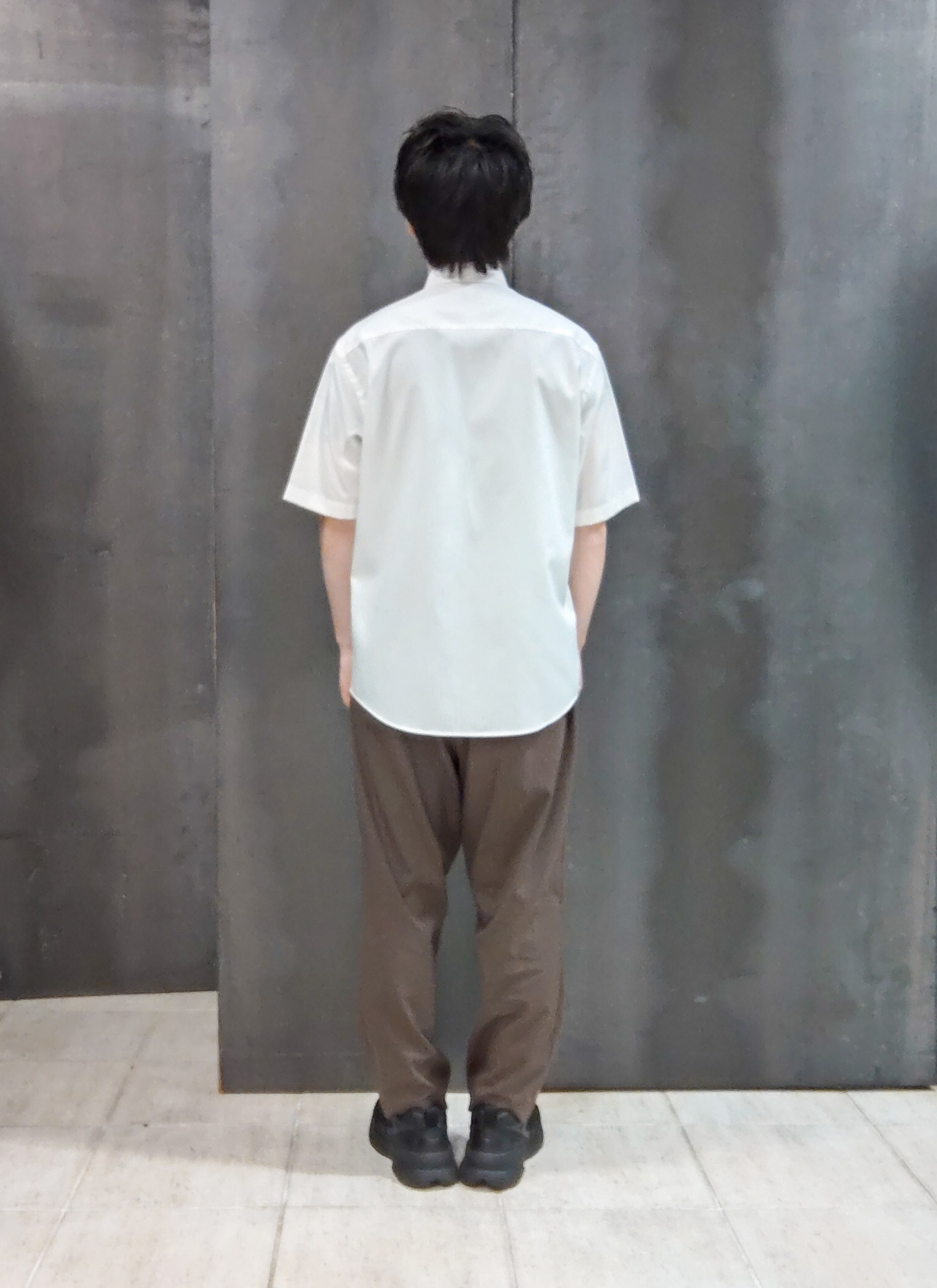 shiominさんの「TAKEO KIKUCHI｜【BOWLER HAT LABEL】ボーラーハットウォーカー刺繍 半袖ボタンダウンシャツ」を使ったコーディネート