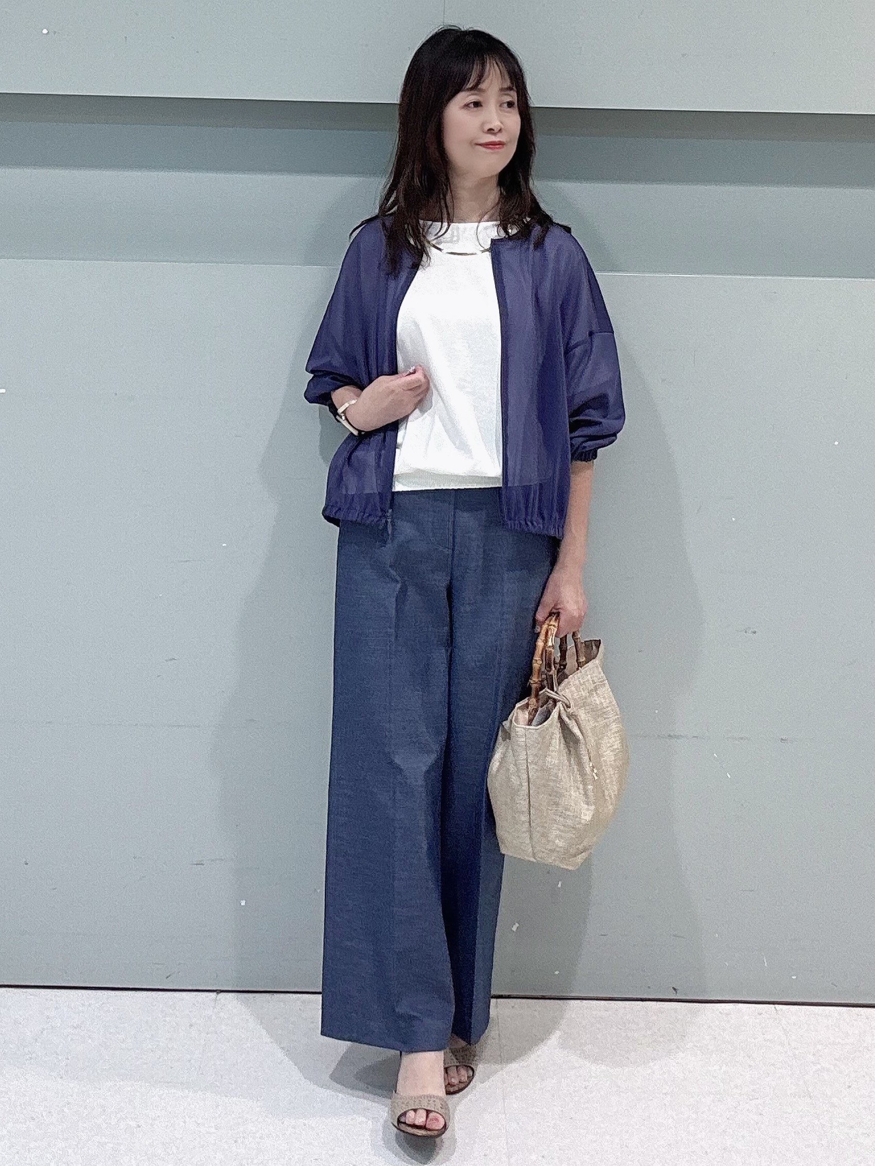 makiさんの「UNTITLED｜トリコットシアーブラウス」を使ったコーディネート