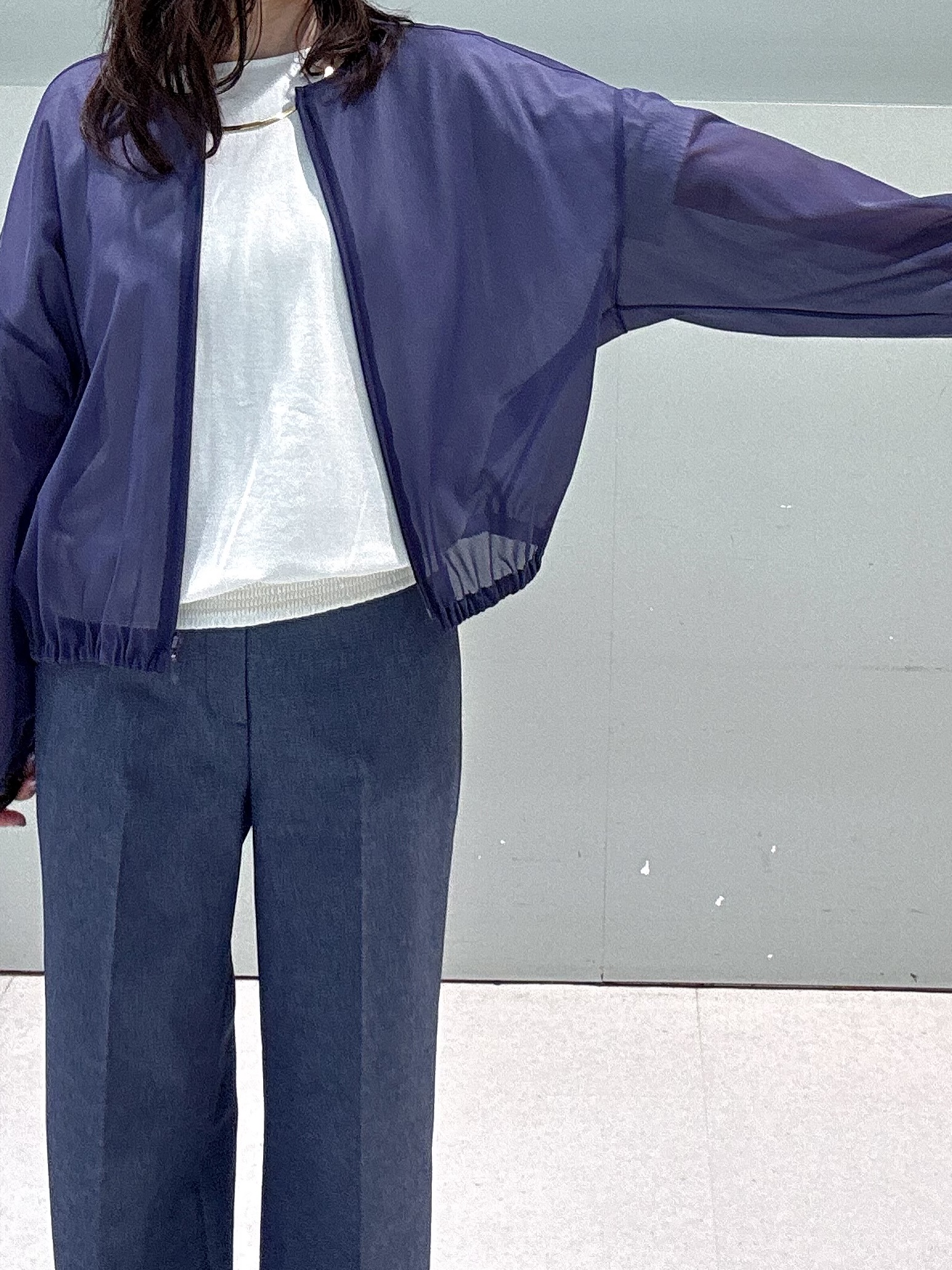 makiさんの「UNTITLED｜トリコットシアーブラウス」を使ったコーディネート