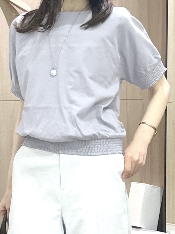 Miwaさんの「UNTITLED｜【接触冷感/汗染み防止/吸水速乾/UVカット】シャーリングプルオーバー」を使ったコーディネート