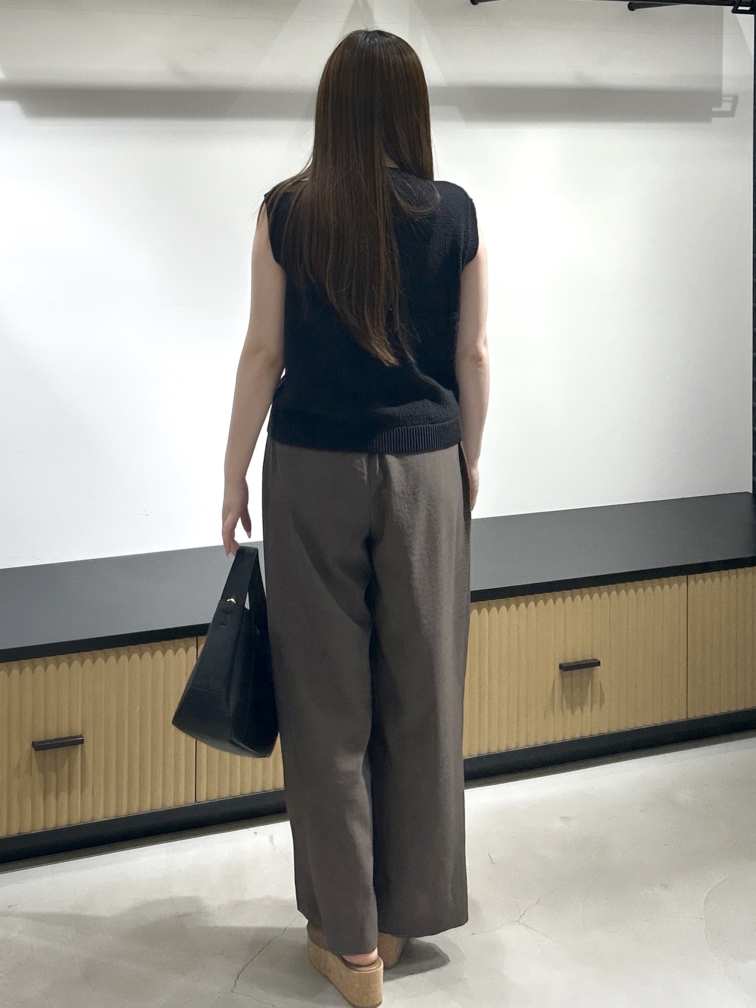 sayaさんの「OPAQUE.CLIP｜メッシュニットベスト【洗濯機OK】」を使ったコーディネート