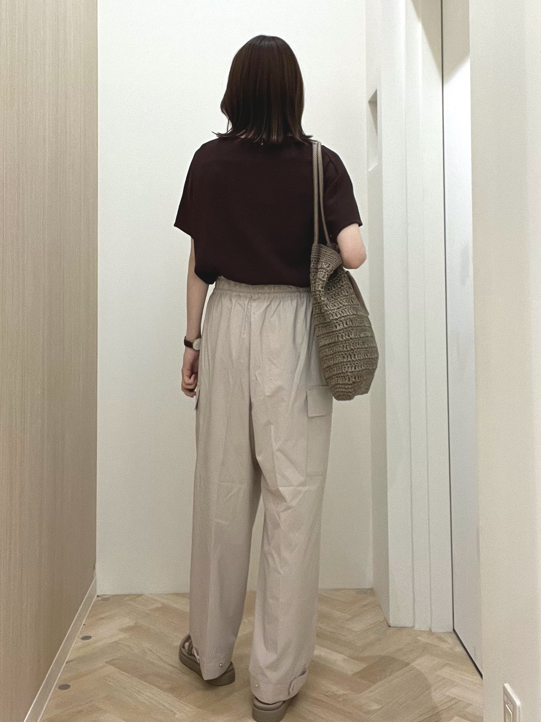  おまつさんの「grove｜【シリーズ累計36万枚！名品ニット】やわらかドライタッチ ドルマンニット」を使ったコーディネート
