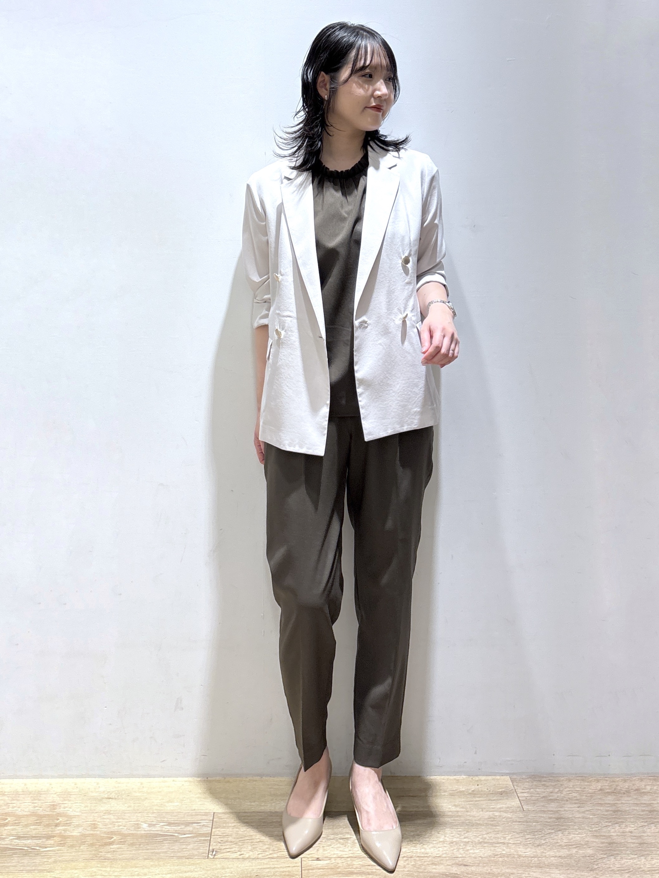 mizukiさんの「index｜《再入荷》ダブルブレストテーラードジャケット【接触冷感／吸水速乾／イージーアイロン／防シワ／洗濯機O」を使ったコーディネート