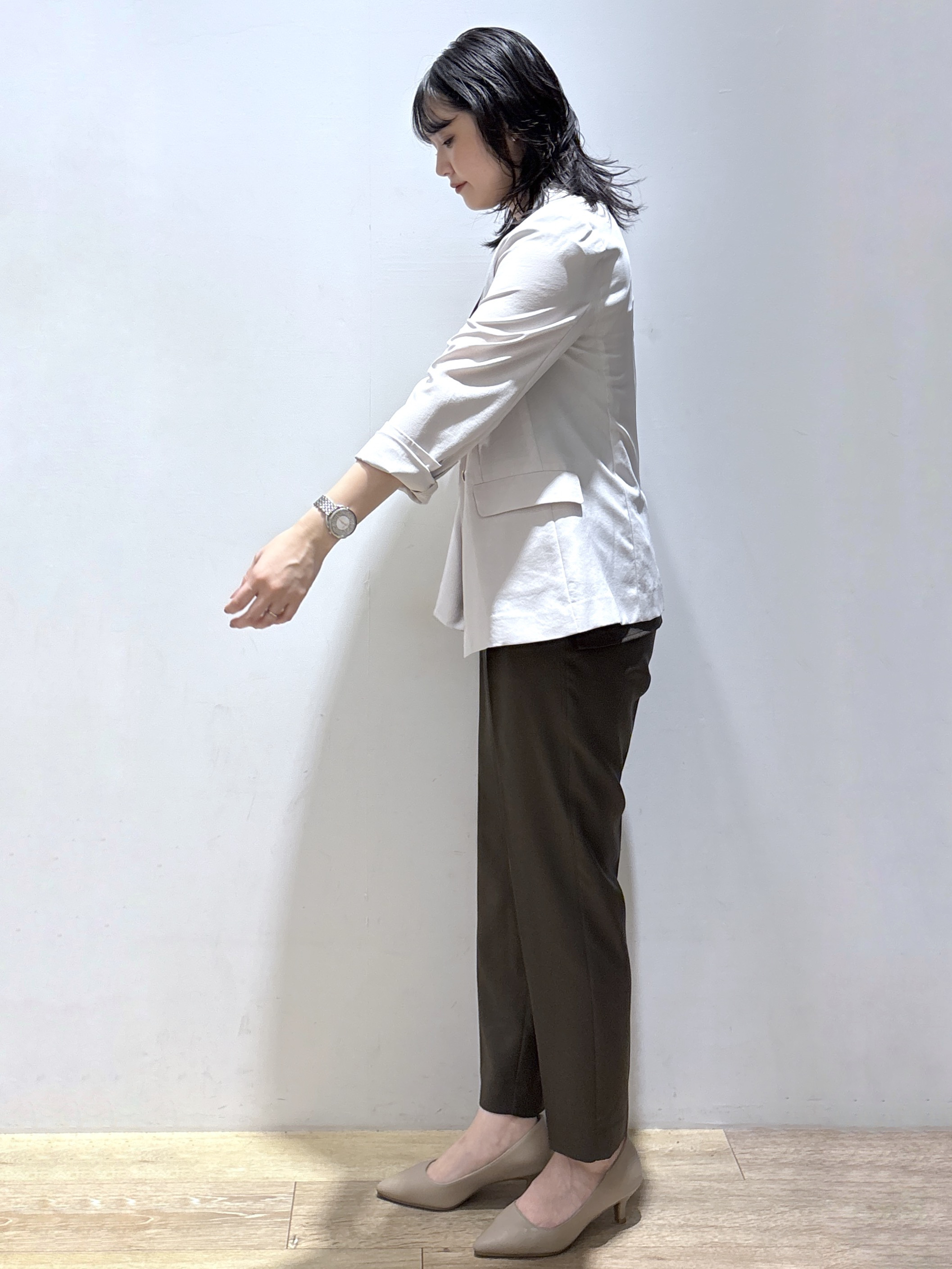 mizukiさんの「index｜《再入荷》ダブルブレストテーラードジャケット【接触冷感／吸水速乾／イージーアイロン／防シワ／洗濯機O」を使ったコーディネート