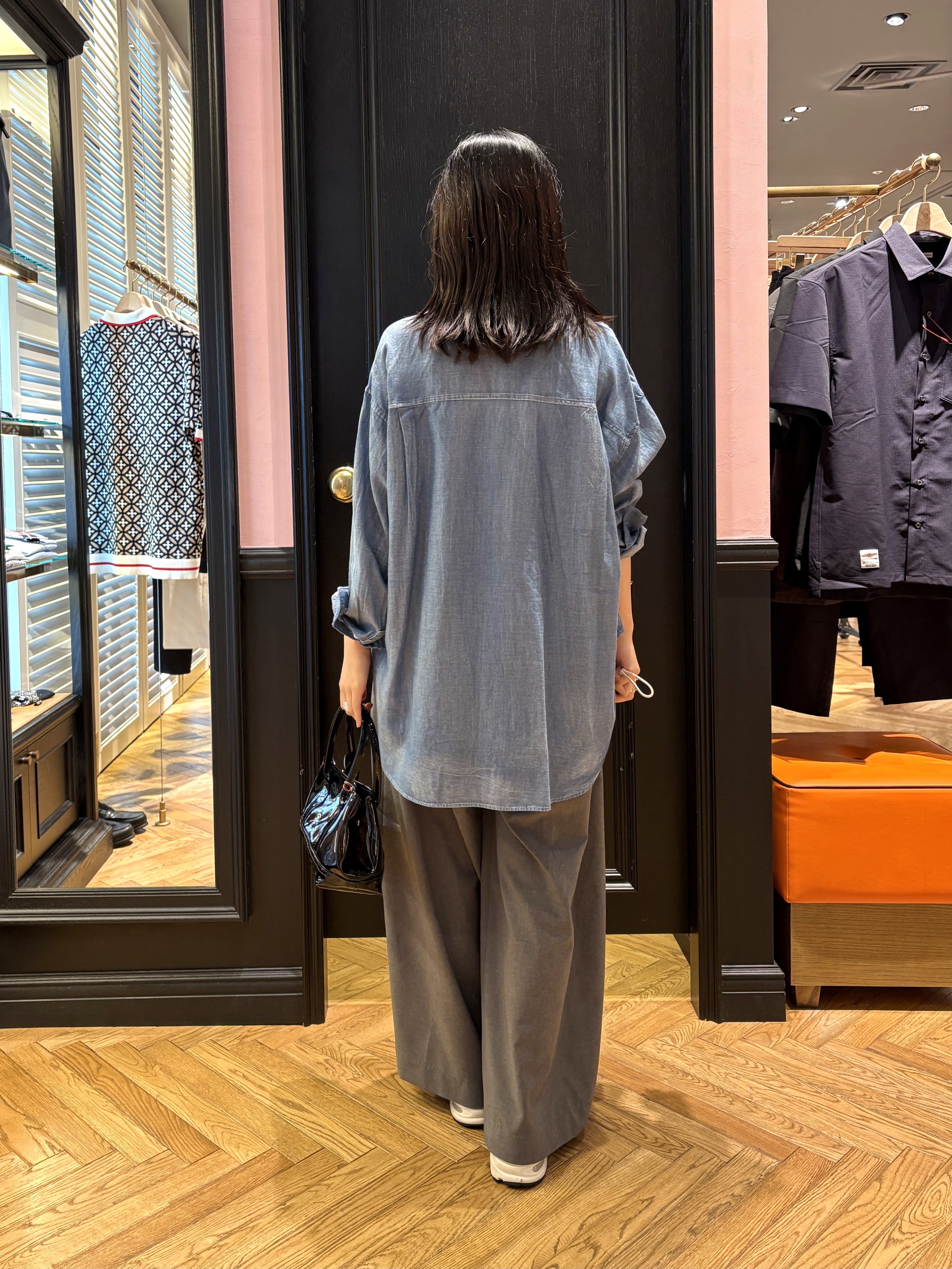 cocoさんの「DRESSTERIOR｜【夏デニム】シアーデニムシャツ」を使ったコーディネート