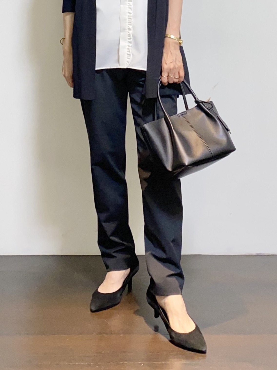tomoさんの「UNTITLED｜コットンリネンカーディガン」を使ったコーディネート