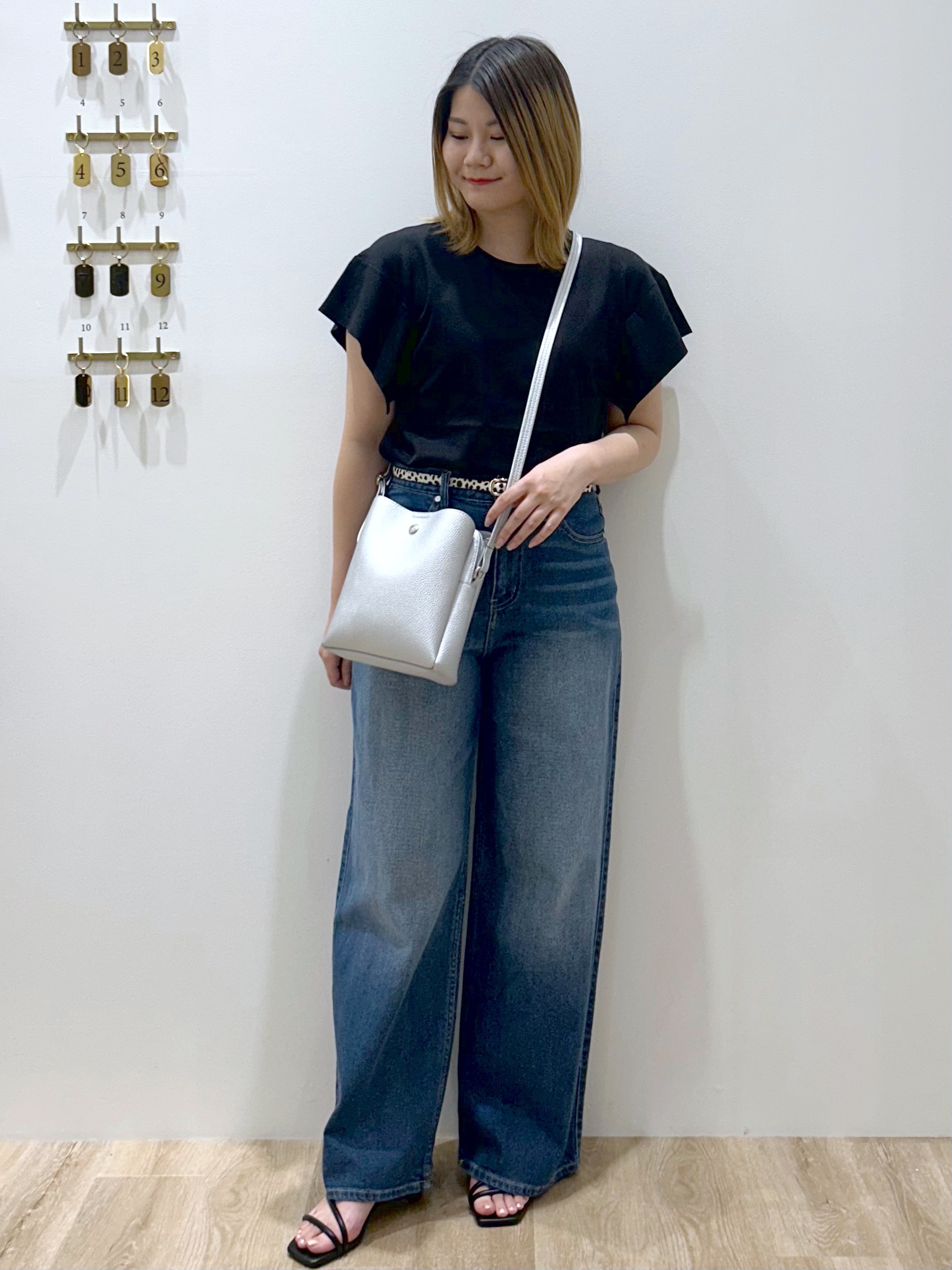 suzukaさんの「OPAQUE.CLIP｜『STORY Web7月掲載』ドライタッチラメニット《UV／洗える／6col》」を使ったコーディネート