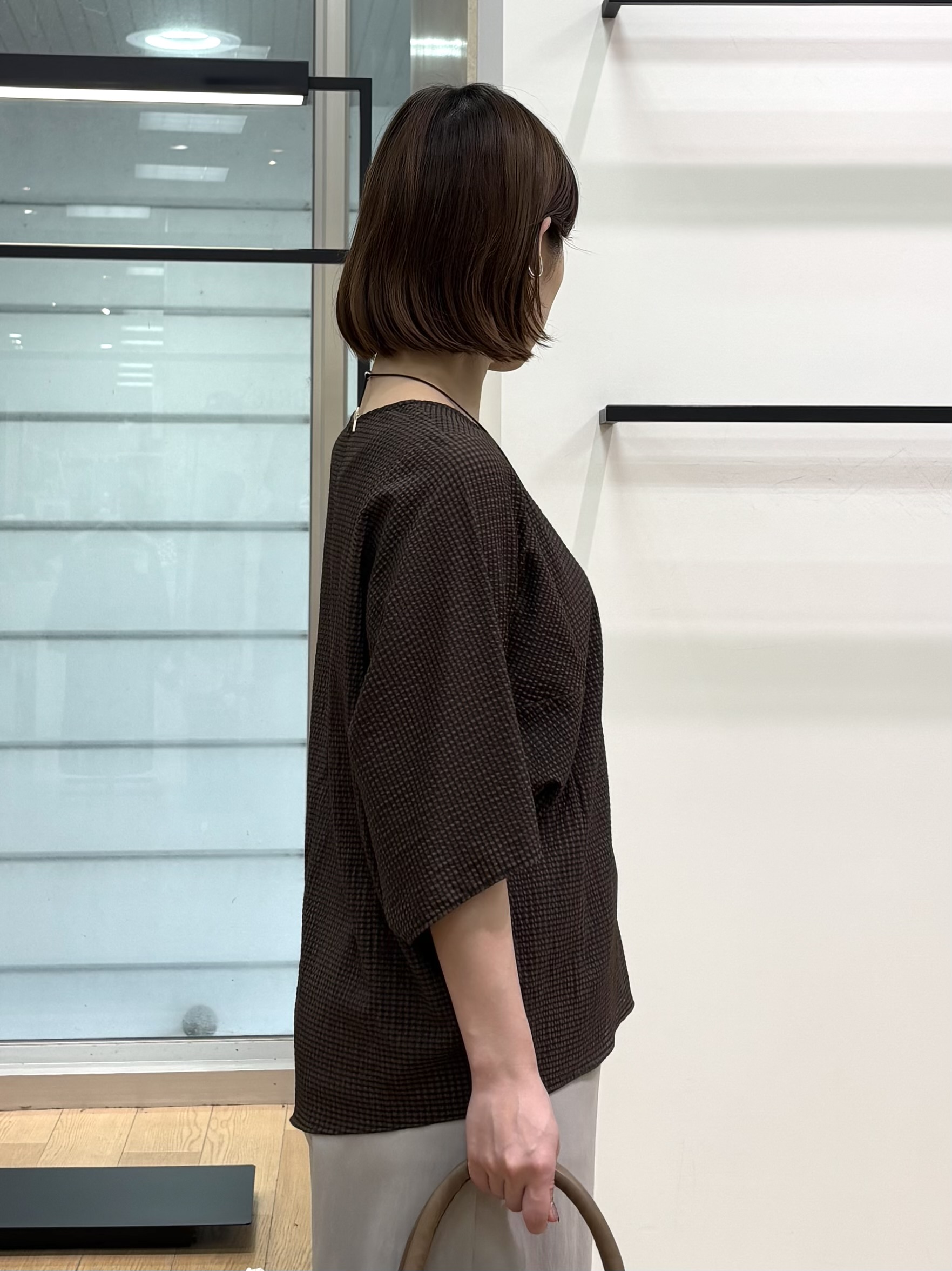 asamiさんの「INDIVI｜【体型カバー】サッカーチェックドルマントップス」を使ったコーディネート