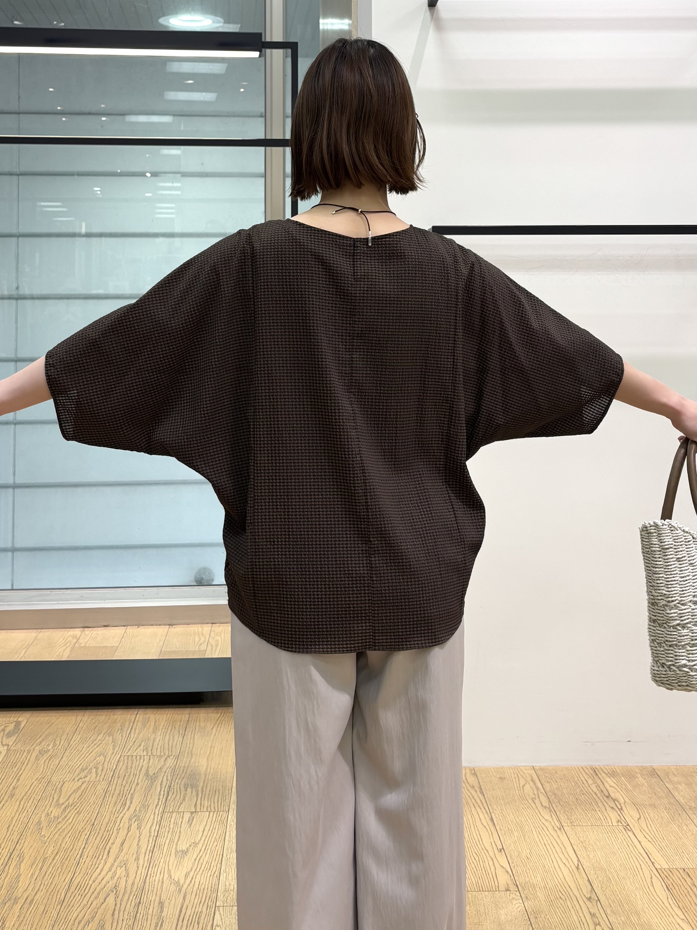 asamiさんの「INDIVI｜【体型カバー】サッカーチェックドルマントップス」を使ったコーディネート