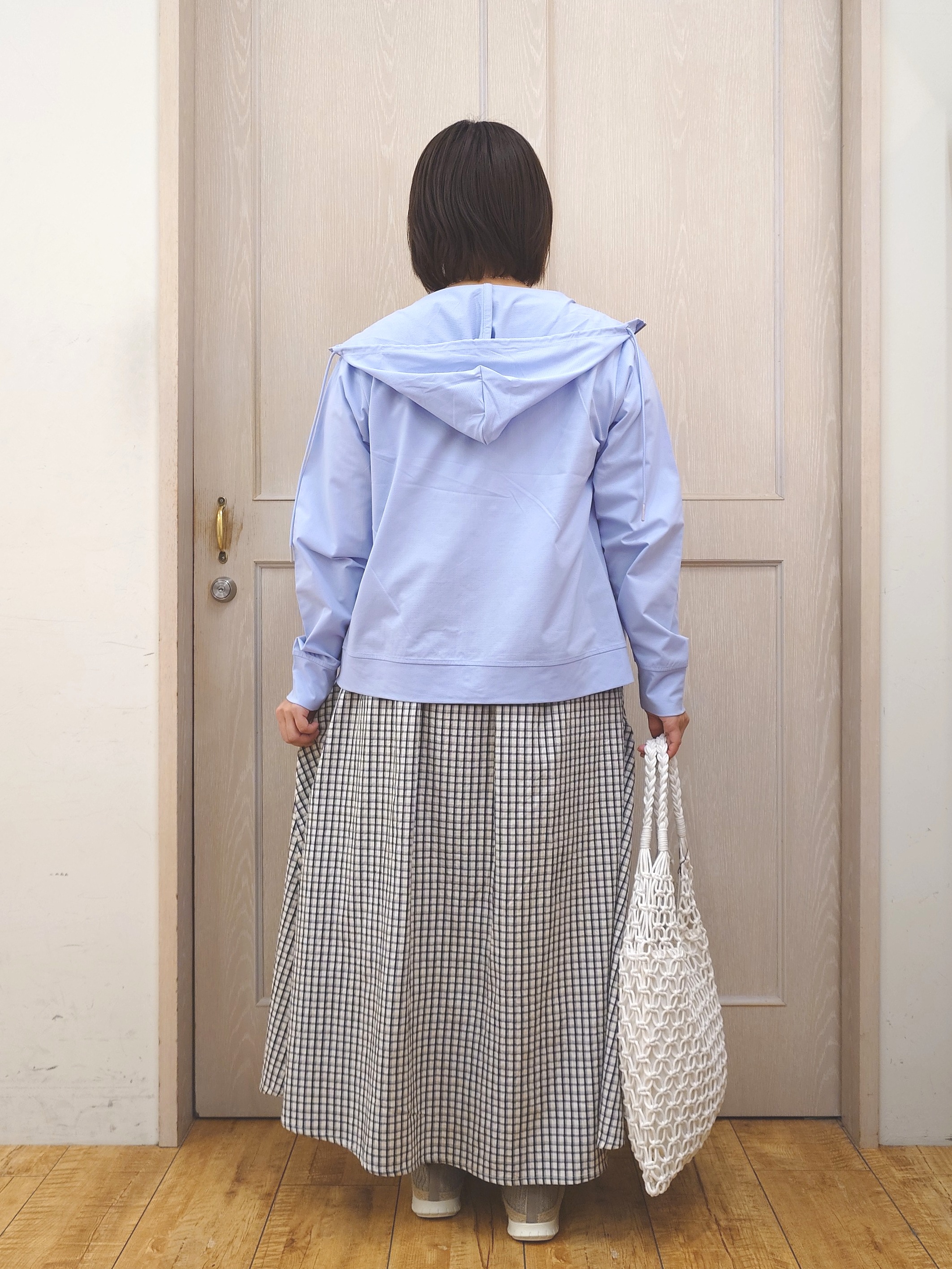 とろろさんの「SHOO･LA･RUE｜【ひんやり/UV/洗濯機可】日焼け対策も快適に 指穴つき ジップパーカー」を使ったコーディネート