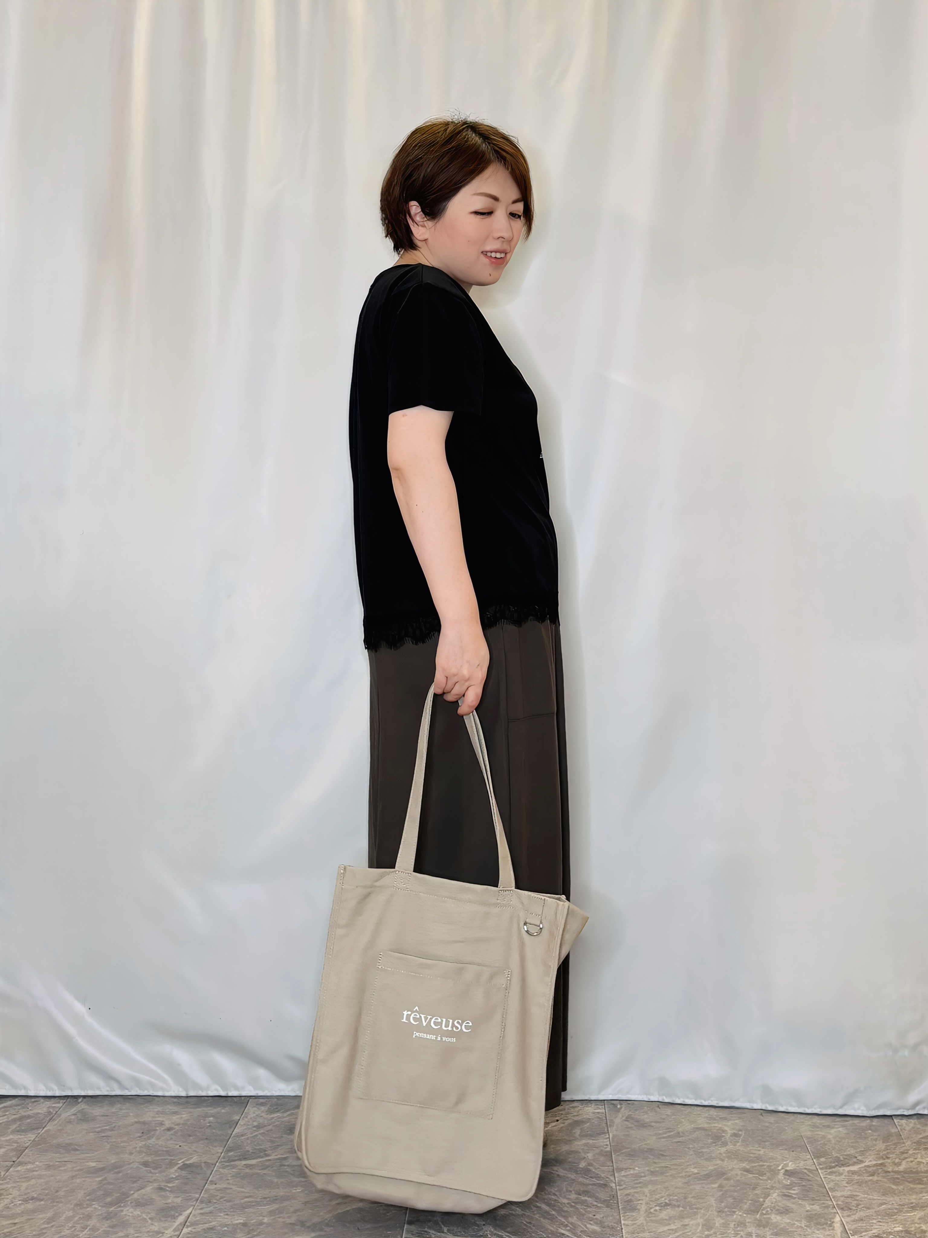 たみさんの「SHOO･LA･RUE｜【ひんやり/S-LL/洗濯機可】こなれカジュアルに やわらか ベイカー風ナロースカート」を使ったコーディネート