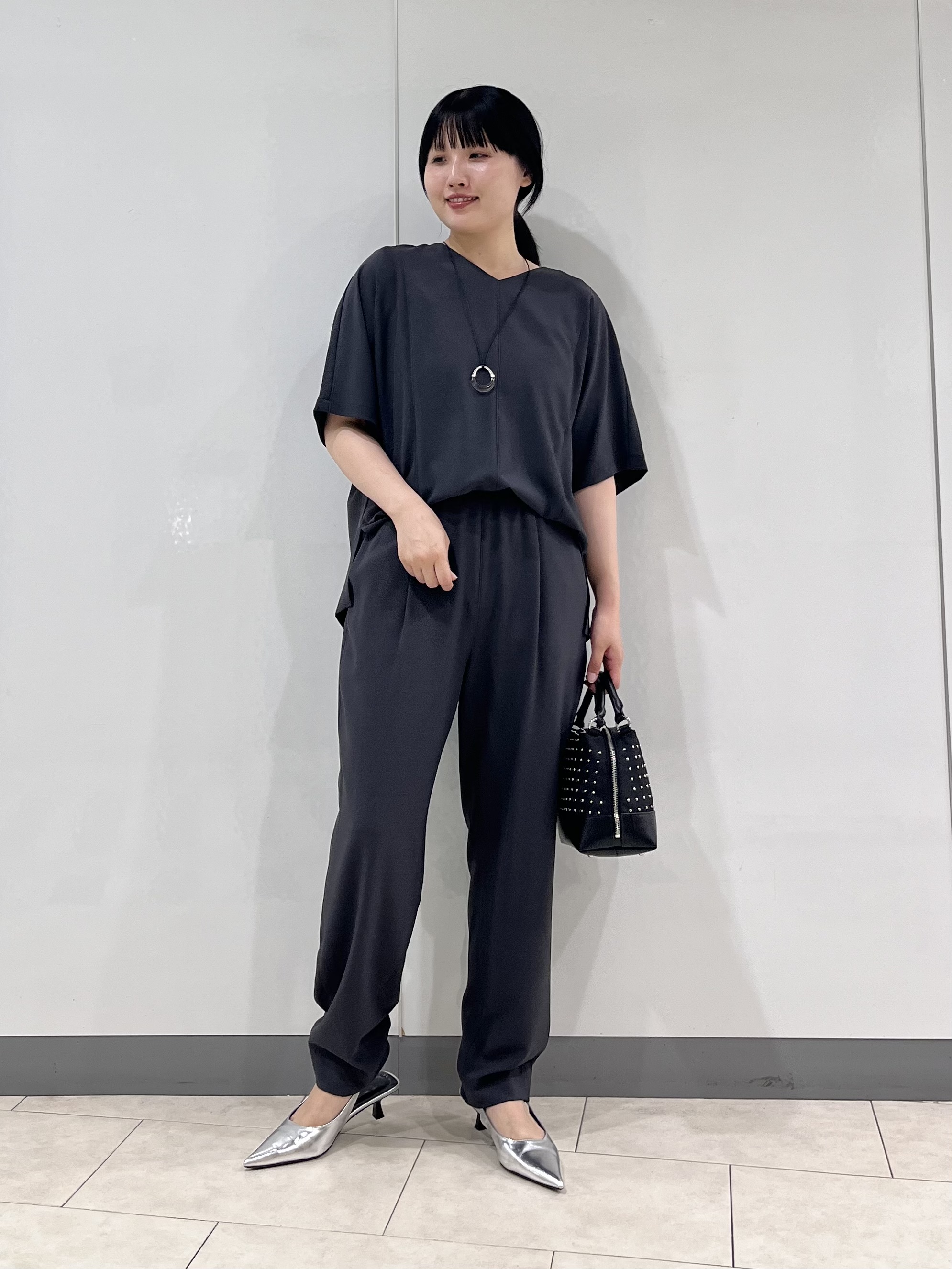 hasuさんの「INDIVI｜【着る日傘】ドルマントップス」を使ったコーディネート