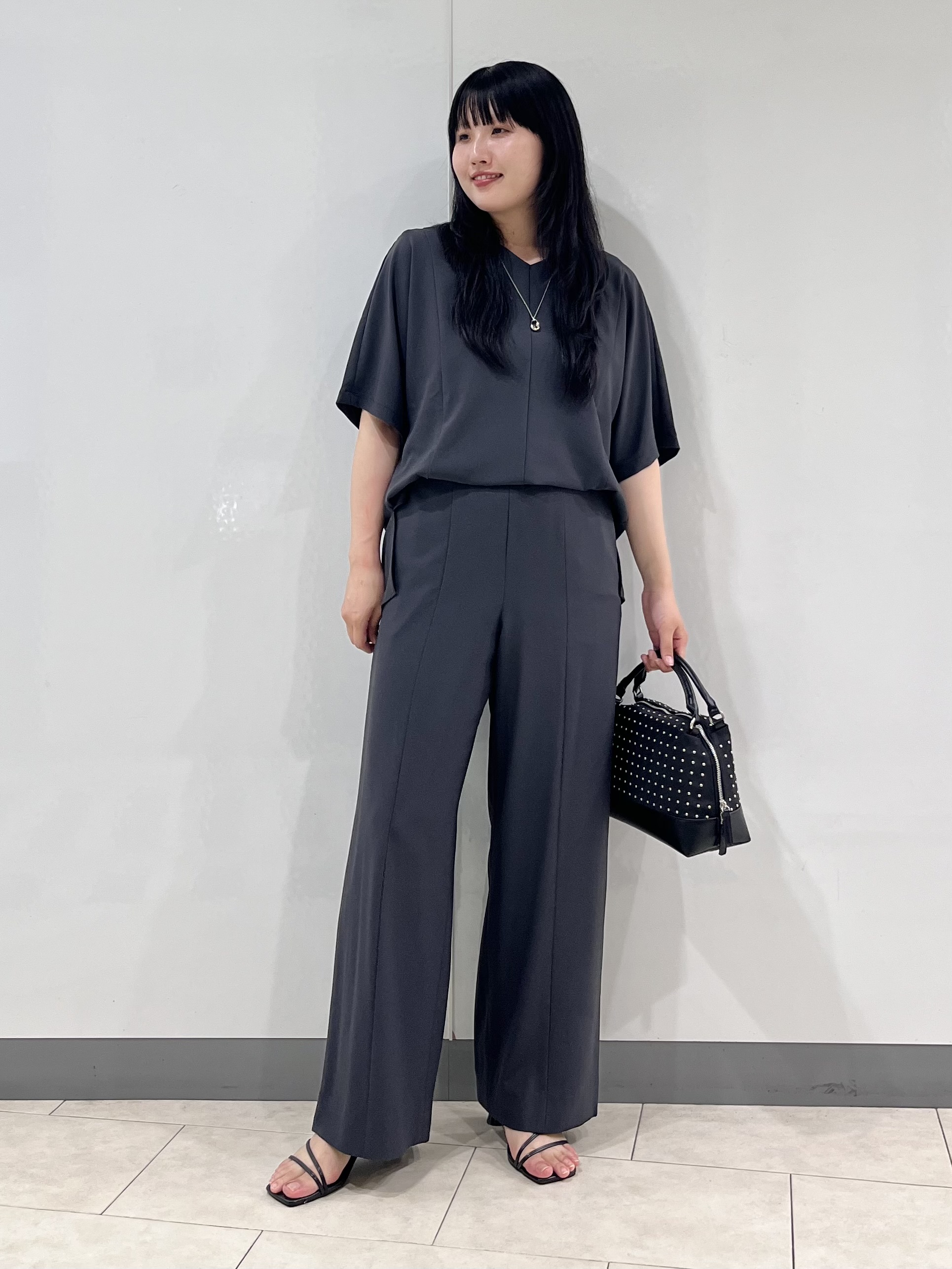 hasuさんの「INDIVI｜【着る日傘】ドルマントップス」を使ったコーディネート