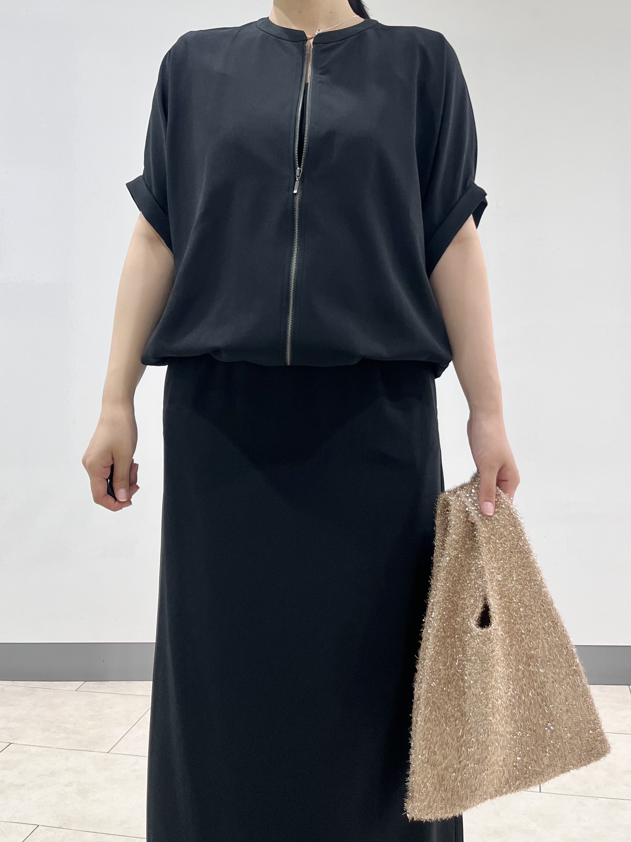hasuさんの「INDIVI｜【着る日傘】ドルマンフォルムブルゾン」を使ったコーディネート