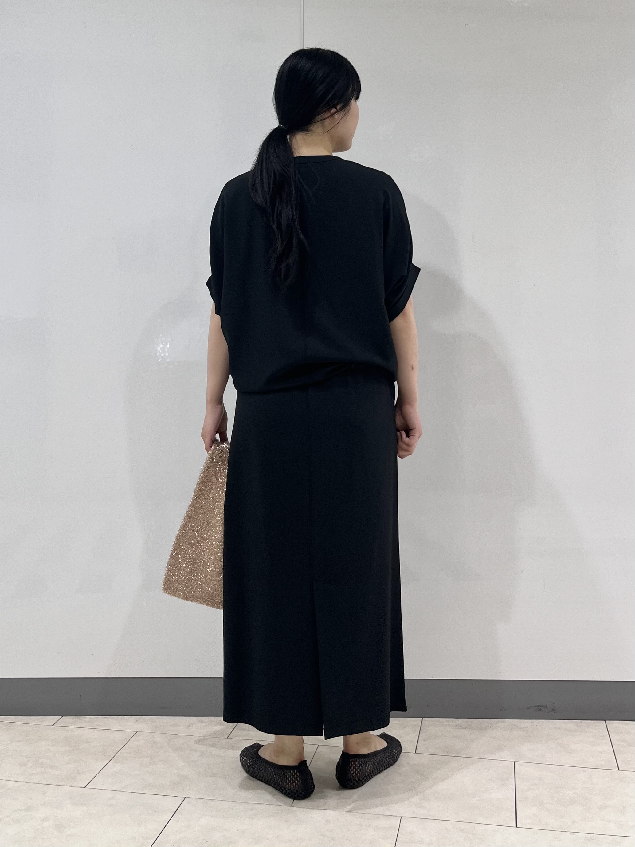 hasuさんの「INDIVI｜【着る日傘】ドルマンフォルムブルゾン」を使ったコーディネート