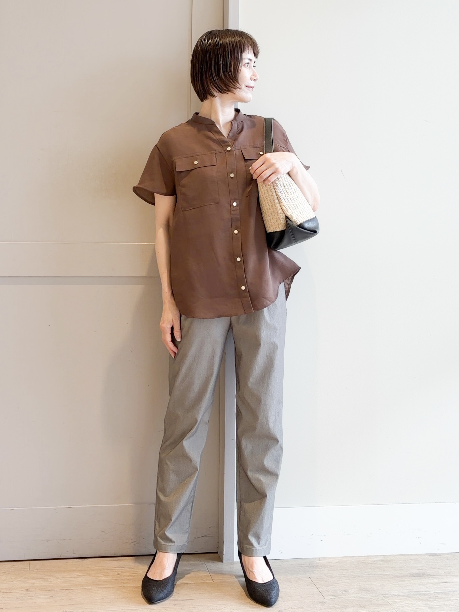 yamakoさんの「grove｜【洗濯機OK・ひんやり/SETUP可】シワになりにくい、フレアスリーブブラウス」を使ったコーディネート