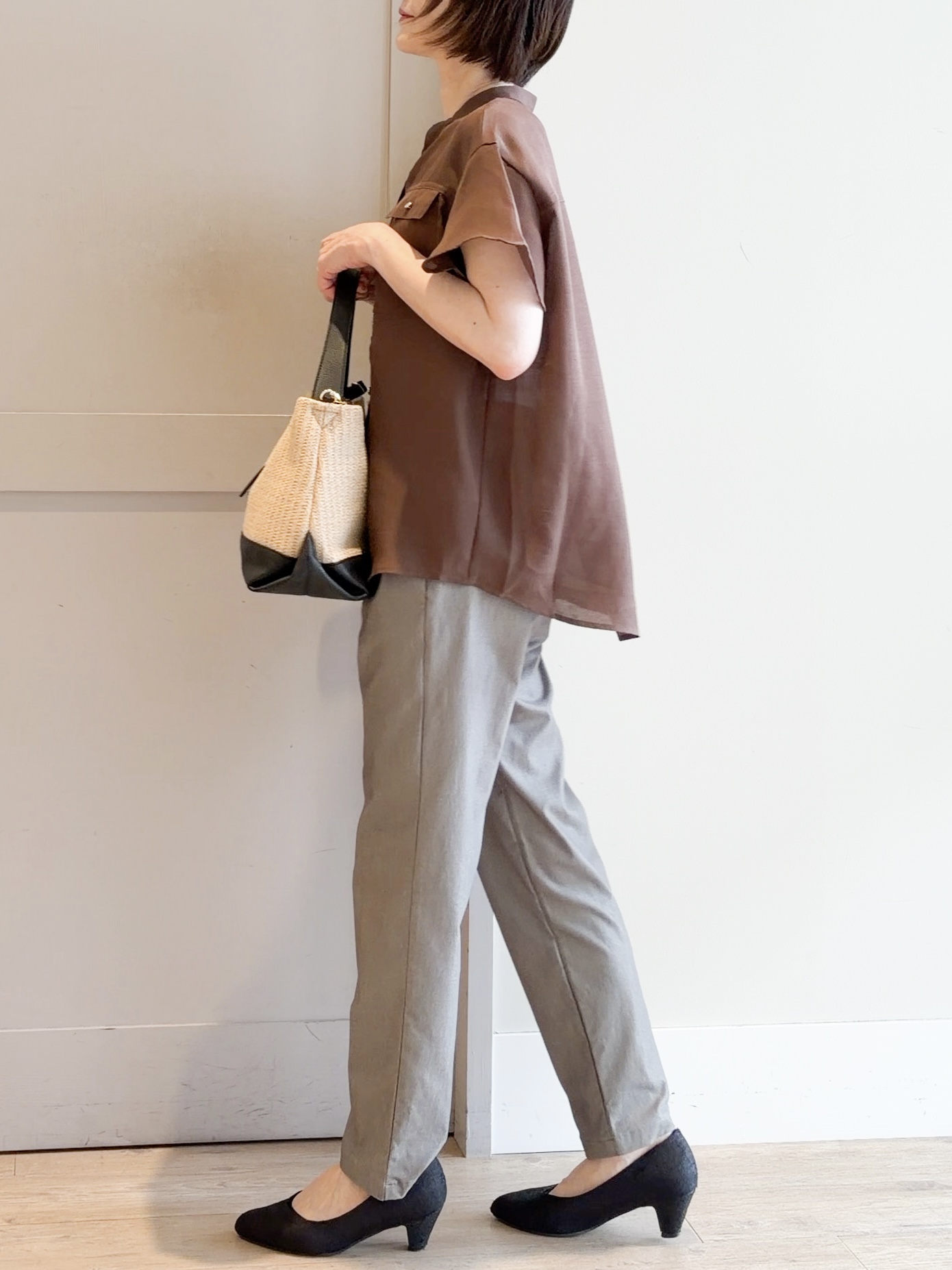 yamakoさんの「grove｜【洗濯機OK・ひんやり/SETUP可】シワになりにくい、フレアスリーブブラウス」を使ったコーディネート