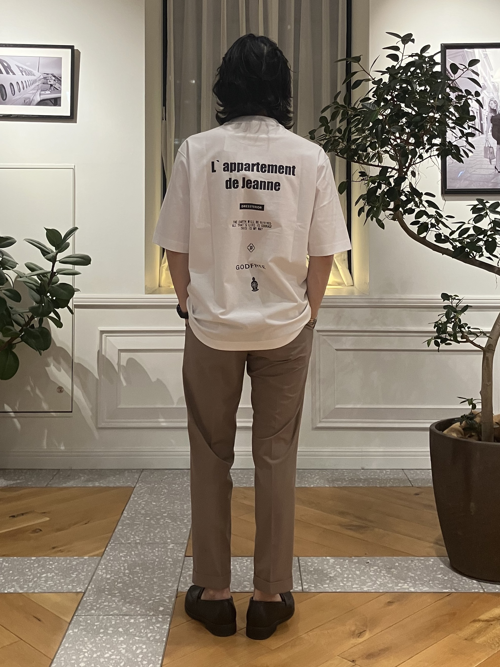 junyaさんの「DRESSTERIOR｜【接触冷感／UVカット／抗菌防臭／しわ防止】クールデオドラント ロゴTシャツ」を使ったコーディネート