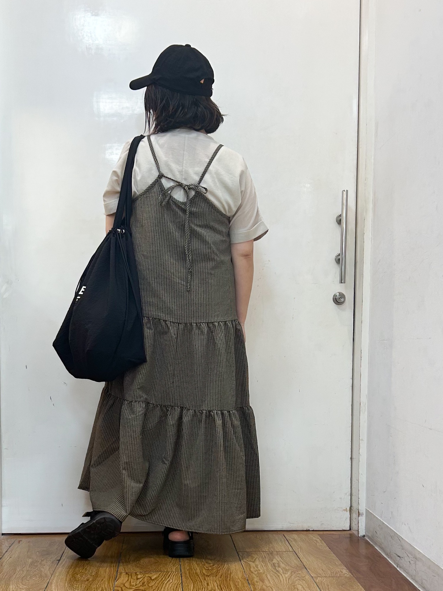 haruさんの「SHOO･LA･RUE｜【着丈選べる/ひんやり/体型カバー】洗濯後しわになりにくい さらさらドルマンブラウス」を使ったコーディネート